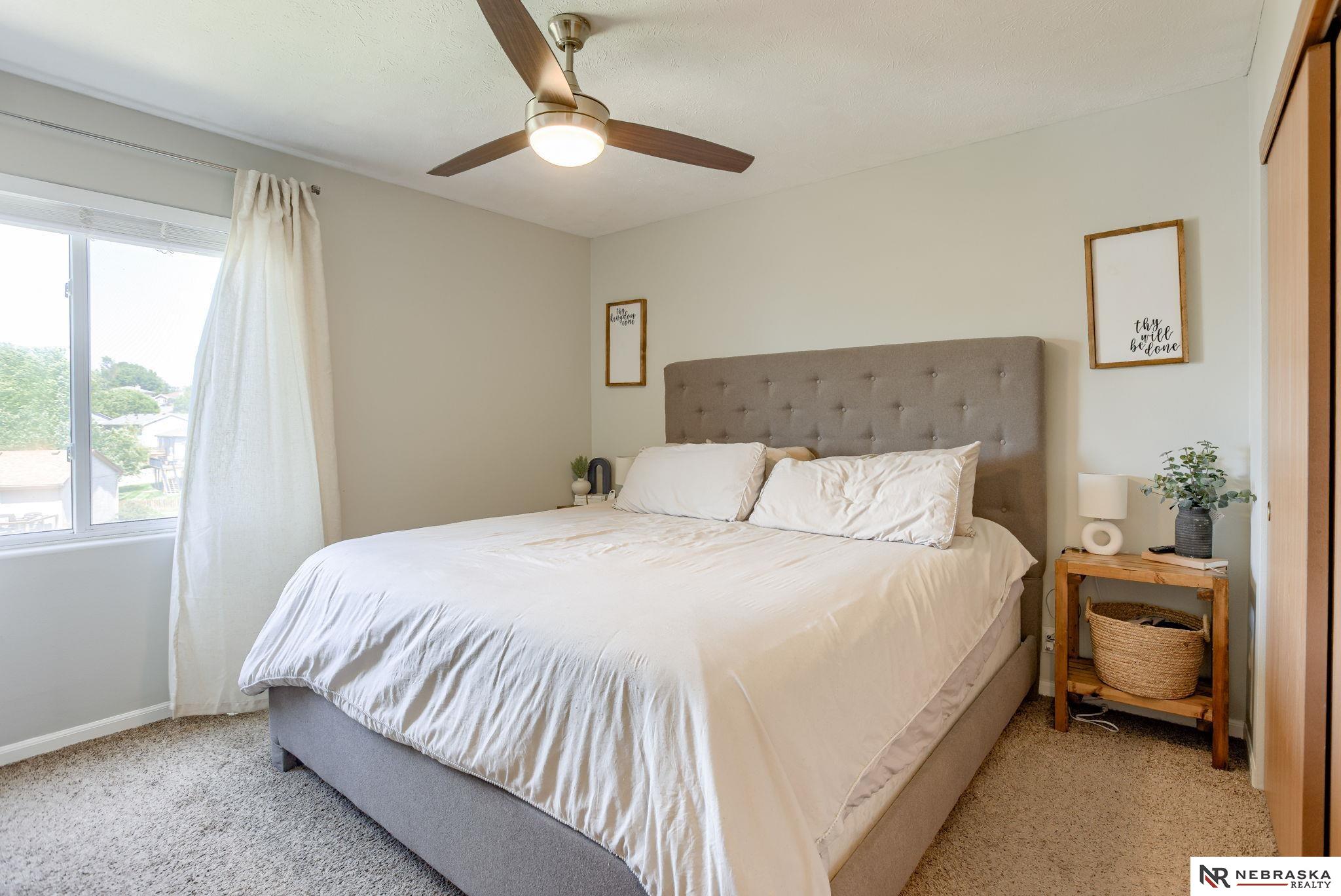 1204 Devon Drive, Papillion, Nebraska image 11