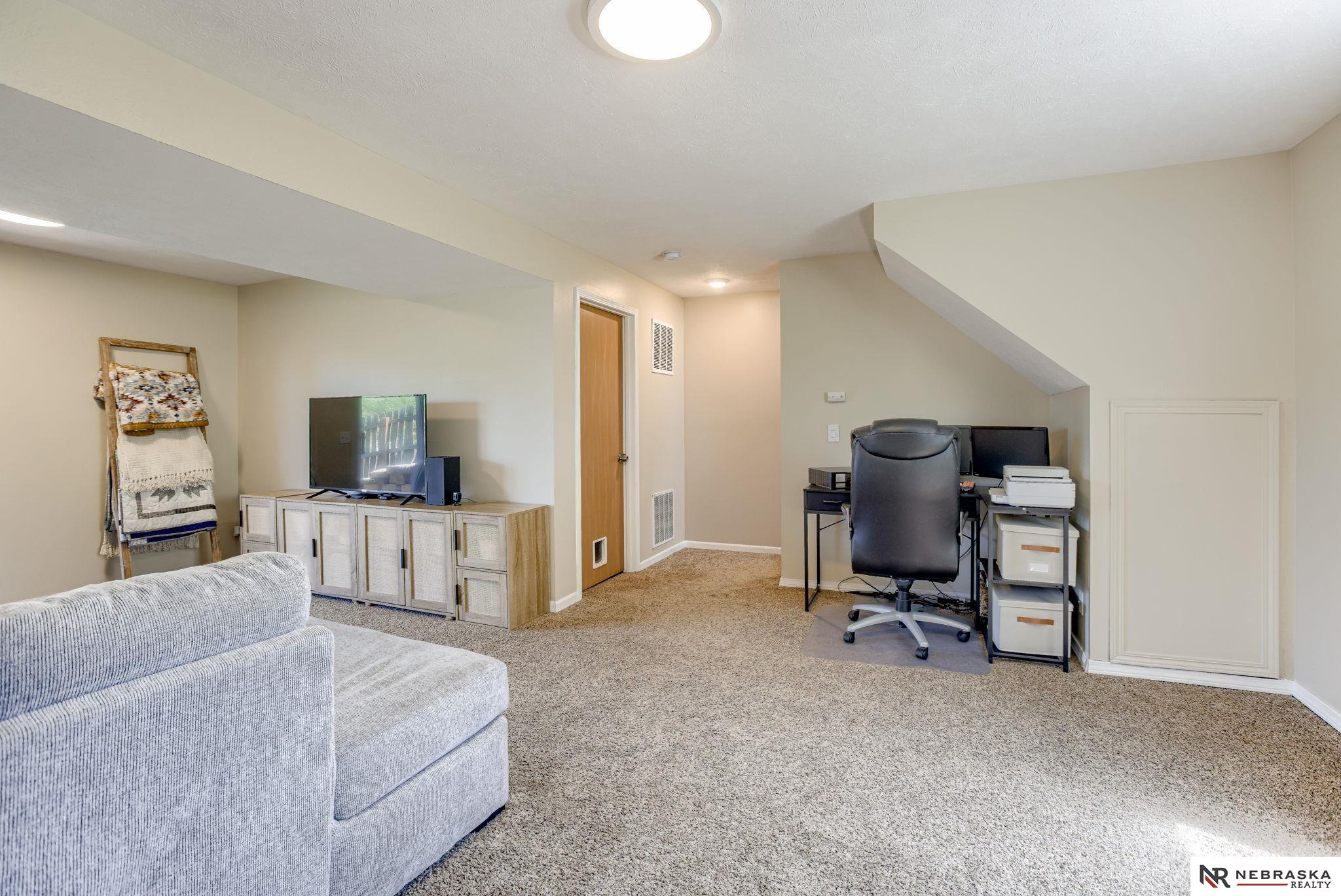 1204 Devon Drive, Papillion, Nebraska image 21