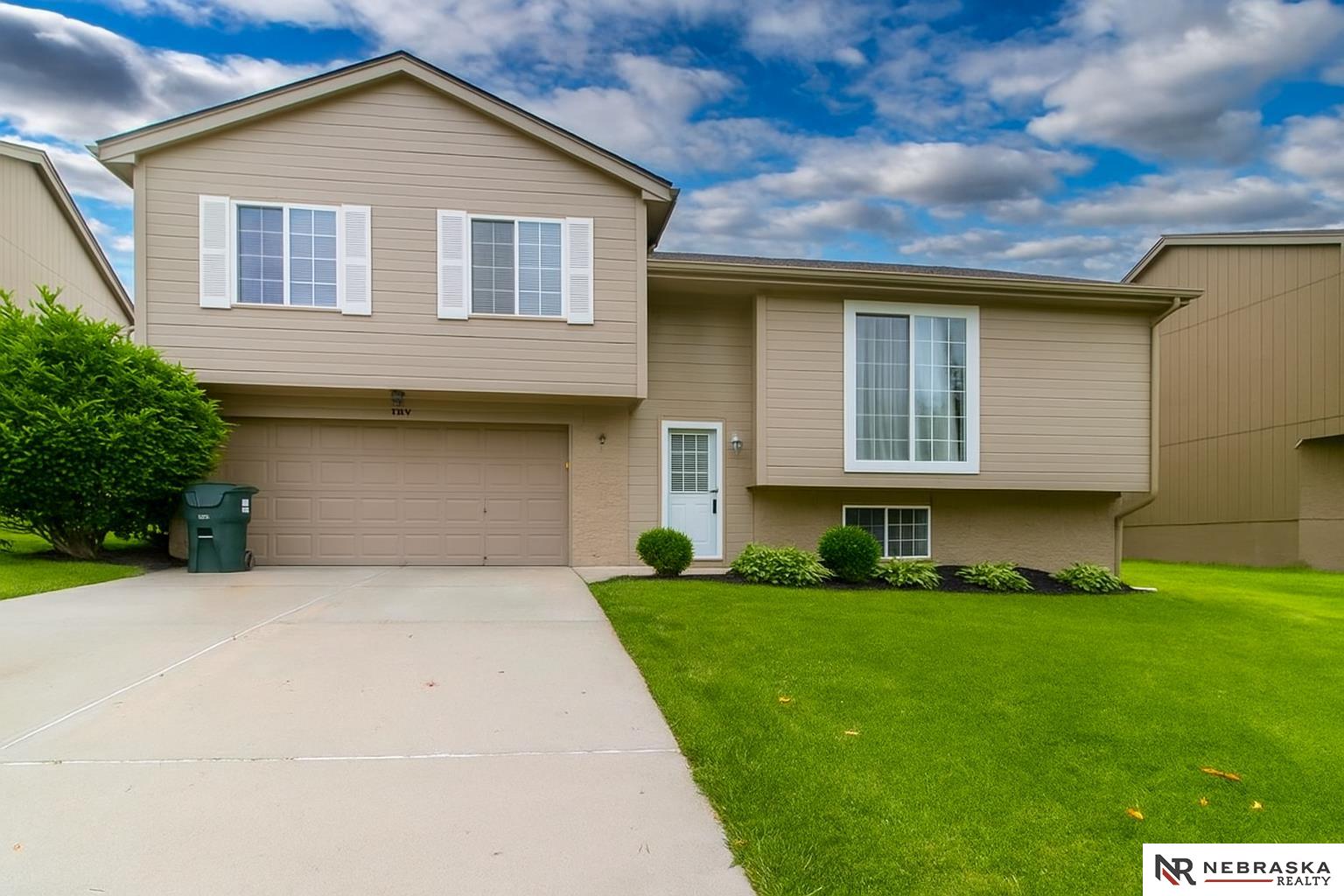 17110 Taylor Street, Omaha