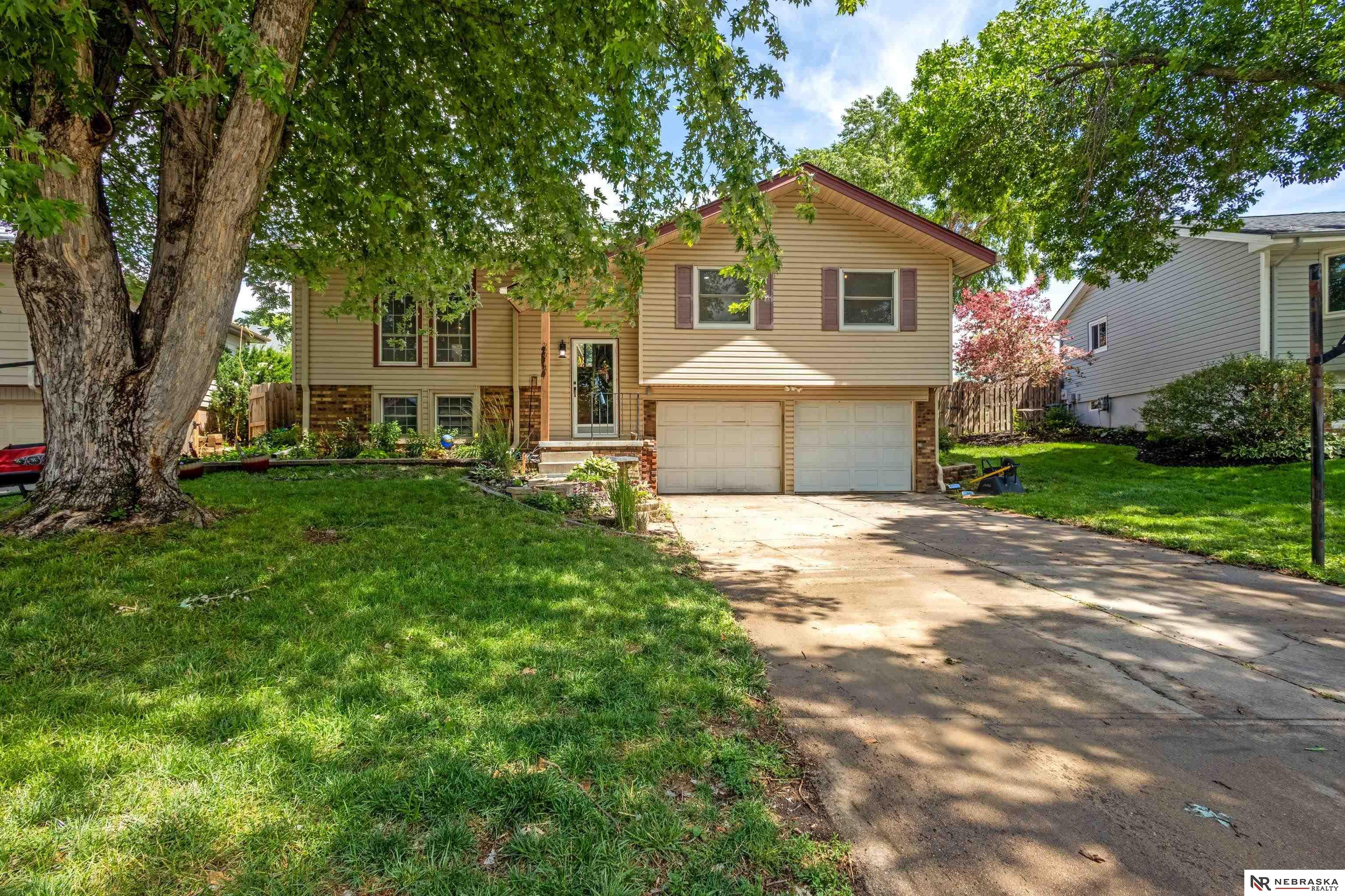 2514 Jack Pine Street, Bellevue, Nebraska image 1