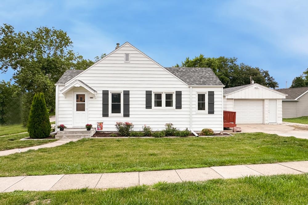 210 Cedar Street, Springfield, Nebraska image 1