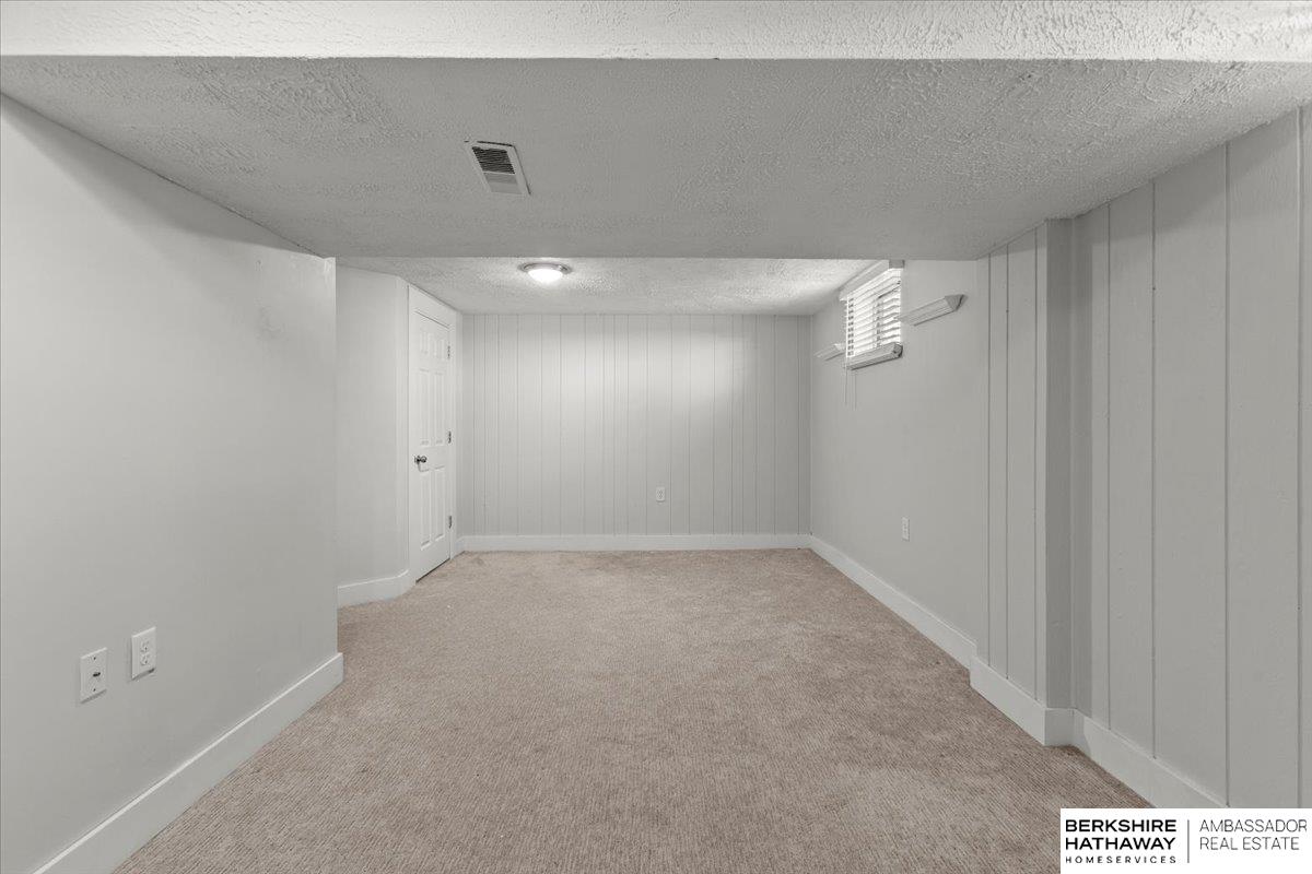 301 Gladys Avenue, Yutan, Nebraska image 27