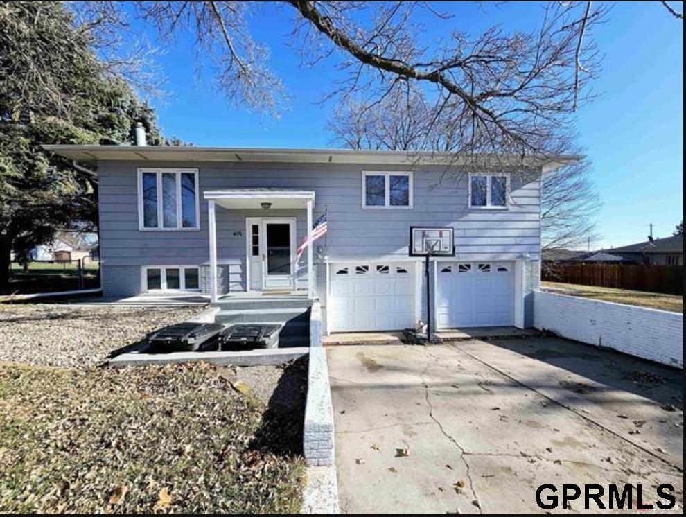 415 S Alexander Avenue, Clay Center, Nebraska image 1