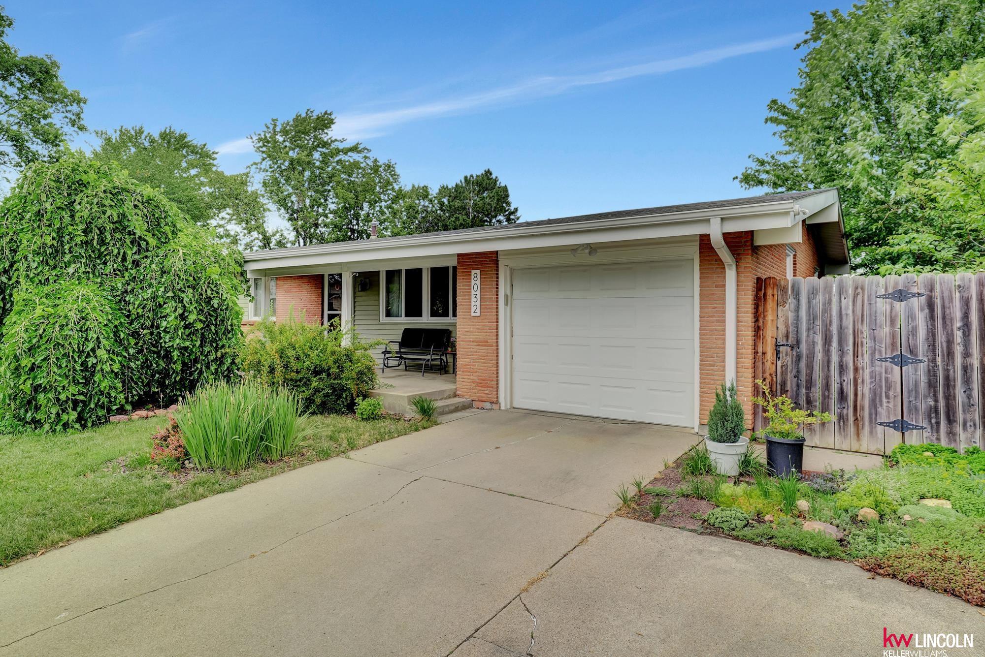 8032 E Avon Lane, Lincoln, Nebraska image 1