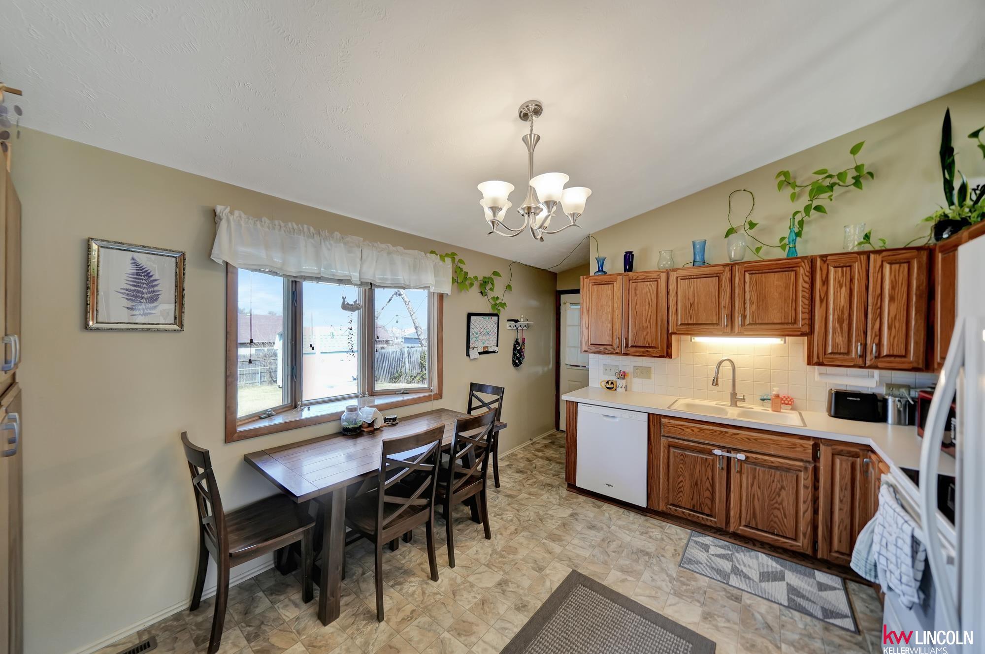 8032 E Avon Lane, Lincoln, Nebraska image 12
