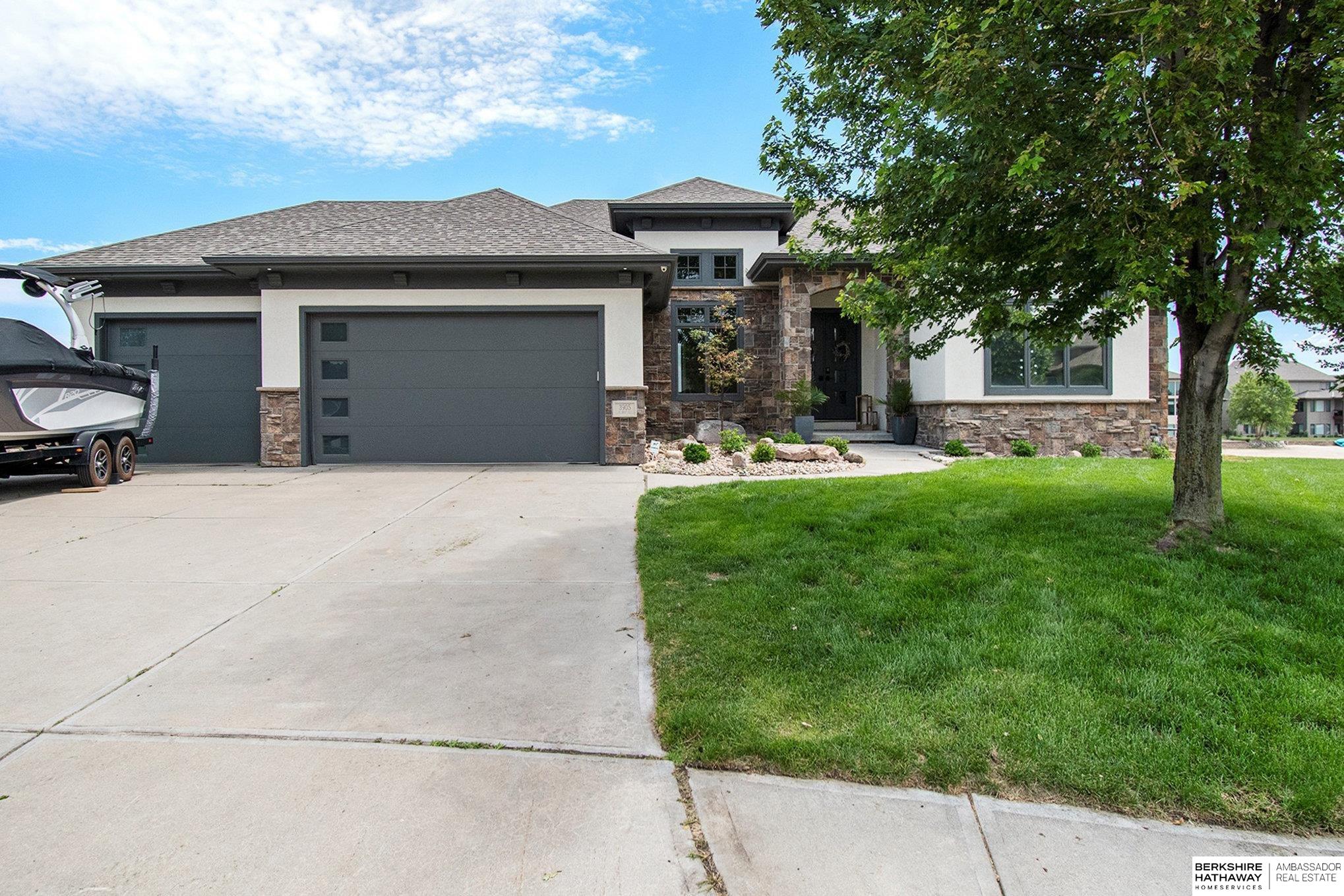 3905 N 269th Circle, Valley, Nebraska image 1