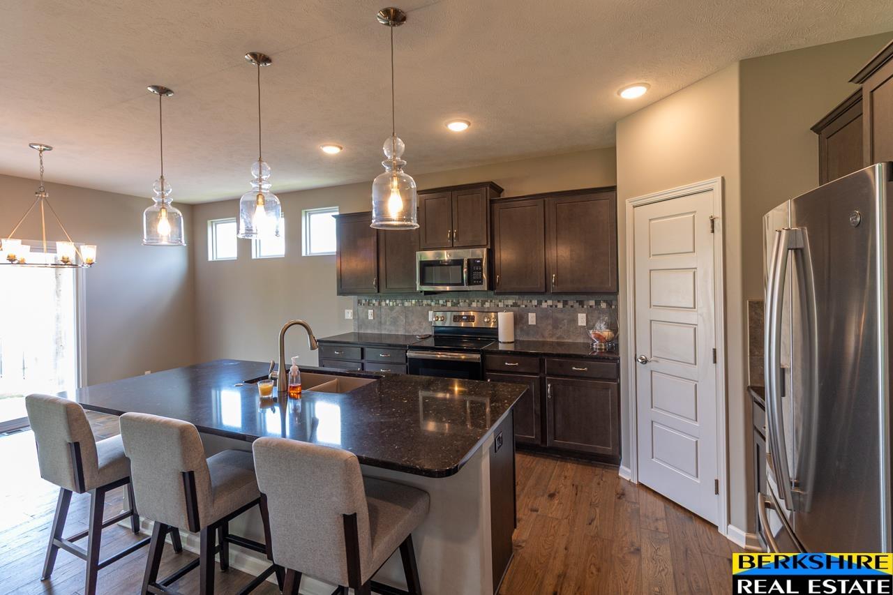 10569 S 111 Street, Papillion, Nebraska image 11