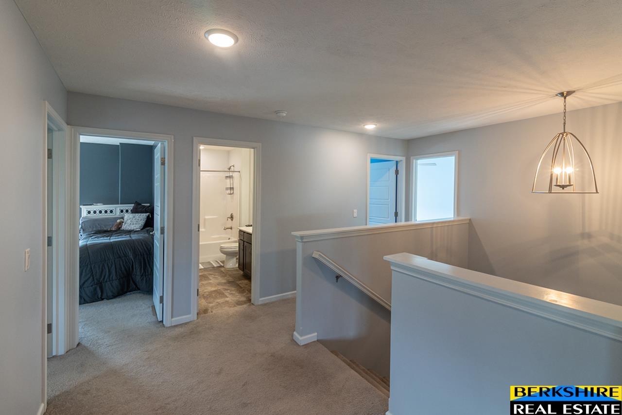 10569 S 111 Street, Papillion, Nebraska image 26