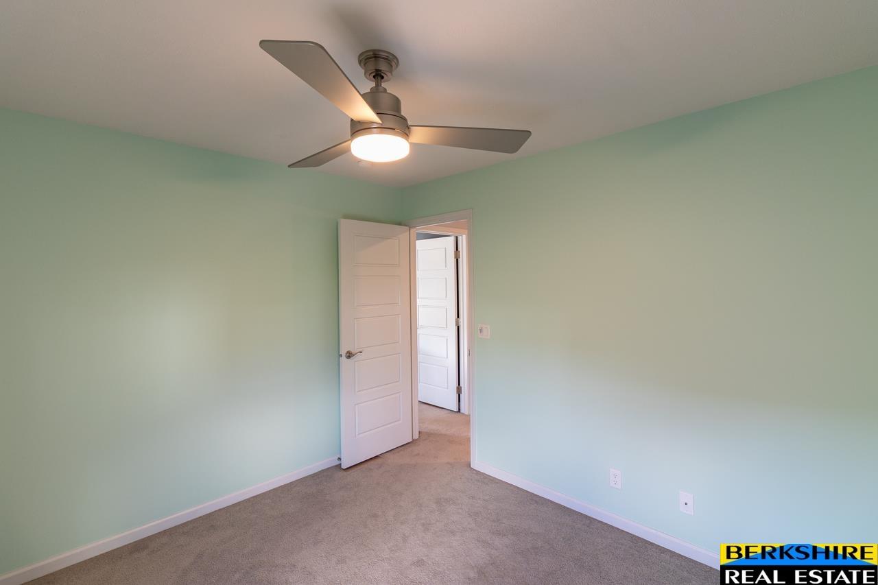 10569 S 111 Street, Papillion, Nebraska image 29