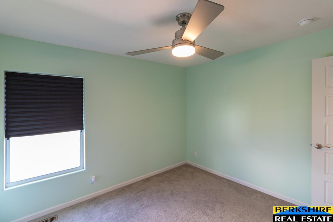 10569 S 111 Street, Papillion, Nebraska image 30