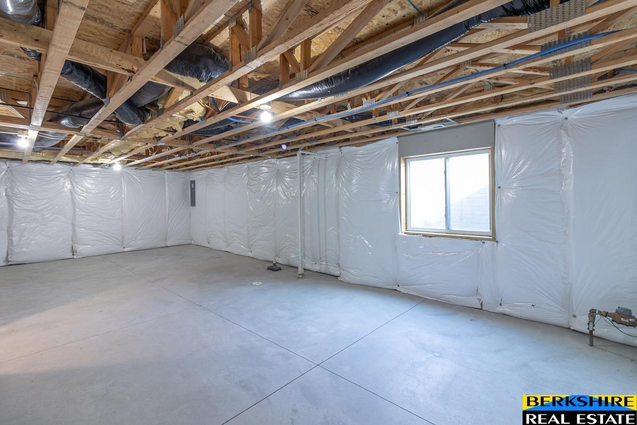 10569 S 111 Street, Papillion, Nebraska image 42