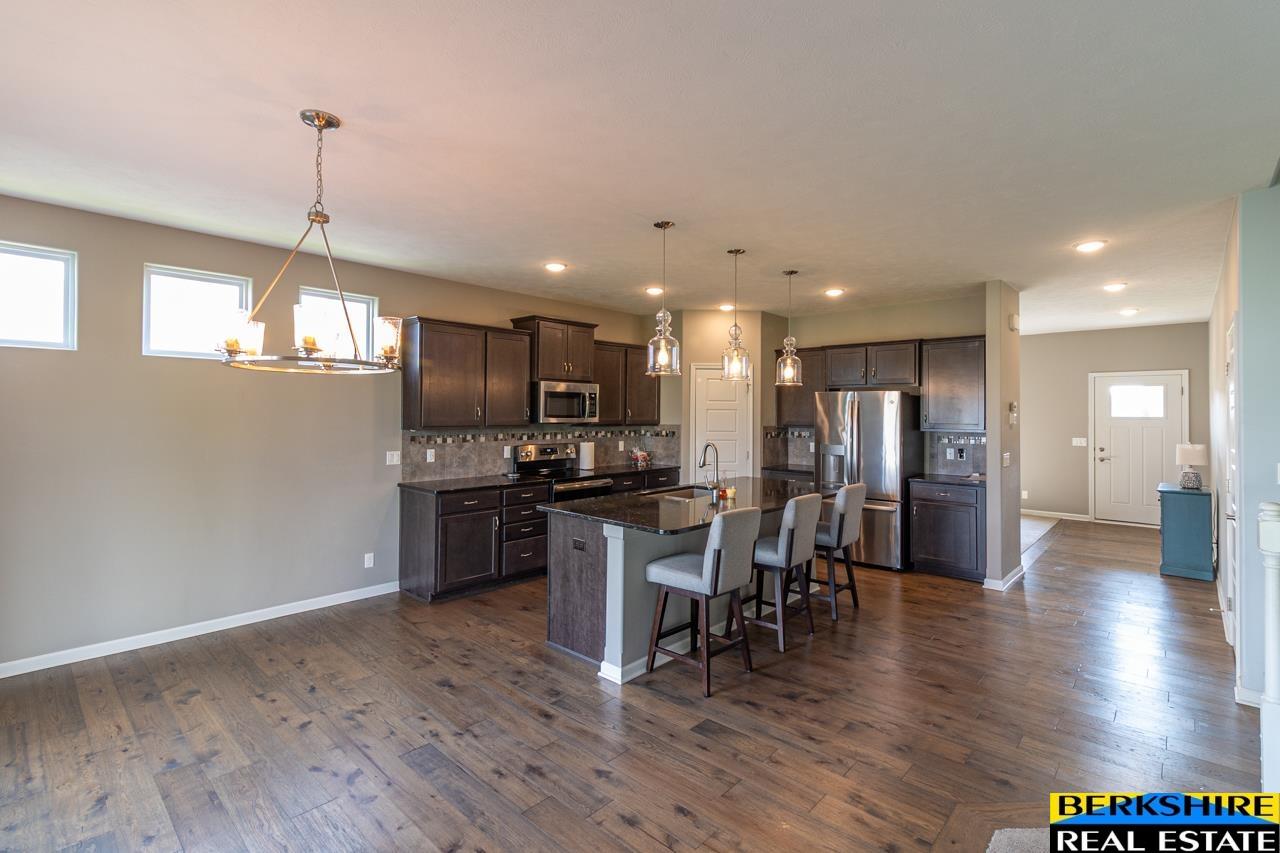 10569 S 111 Street, Papillion, Nebraska image 7