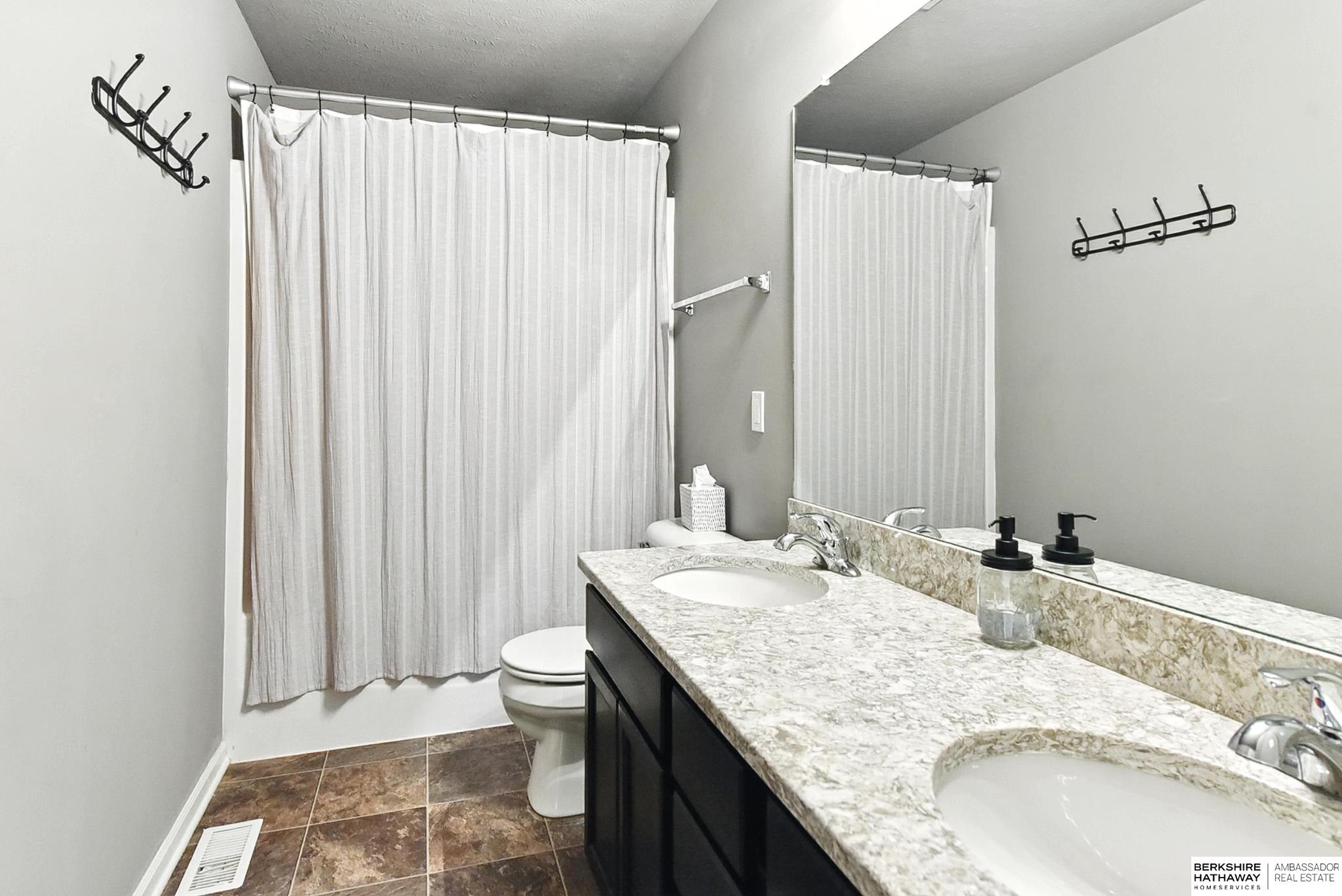 8916 N 160th Street, Bennington, Nebraska image 31