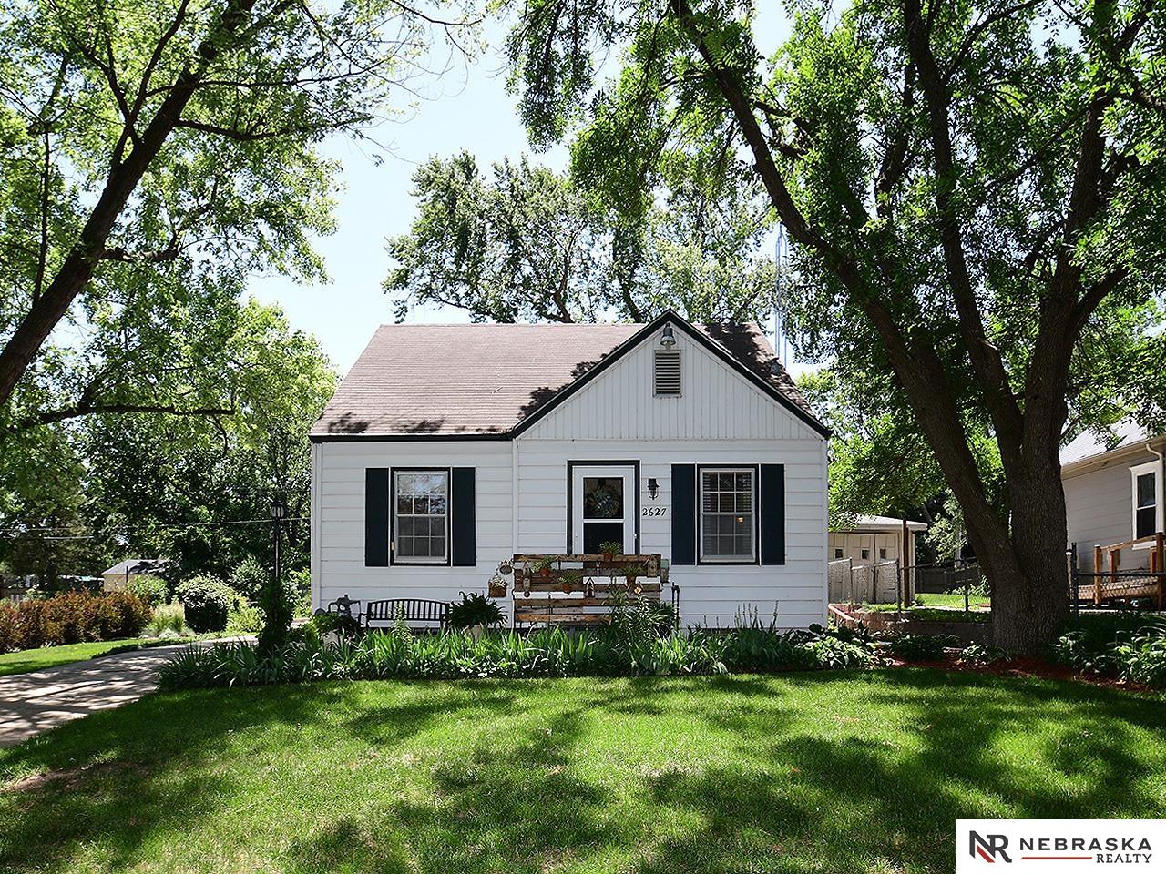 2627 B Street, Lincoln