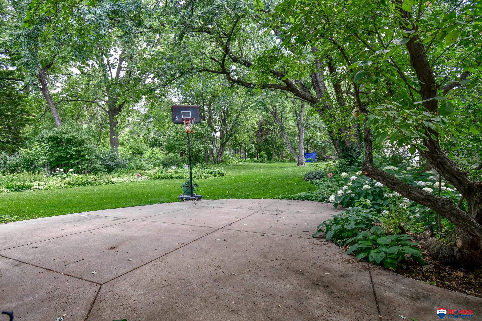 3760 S 40 Street, Lincoln, Nebraska image 49