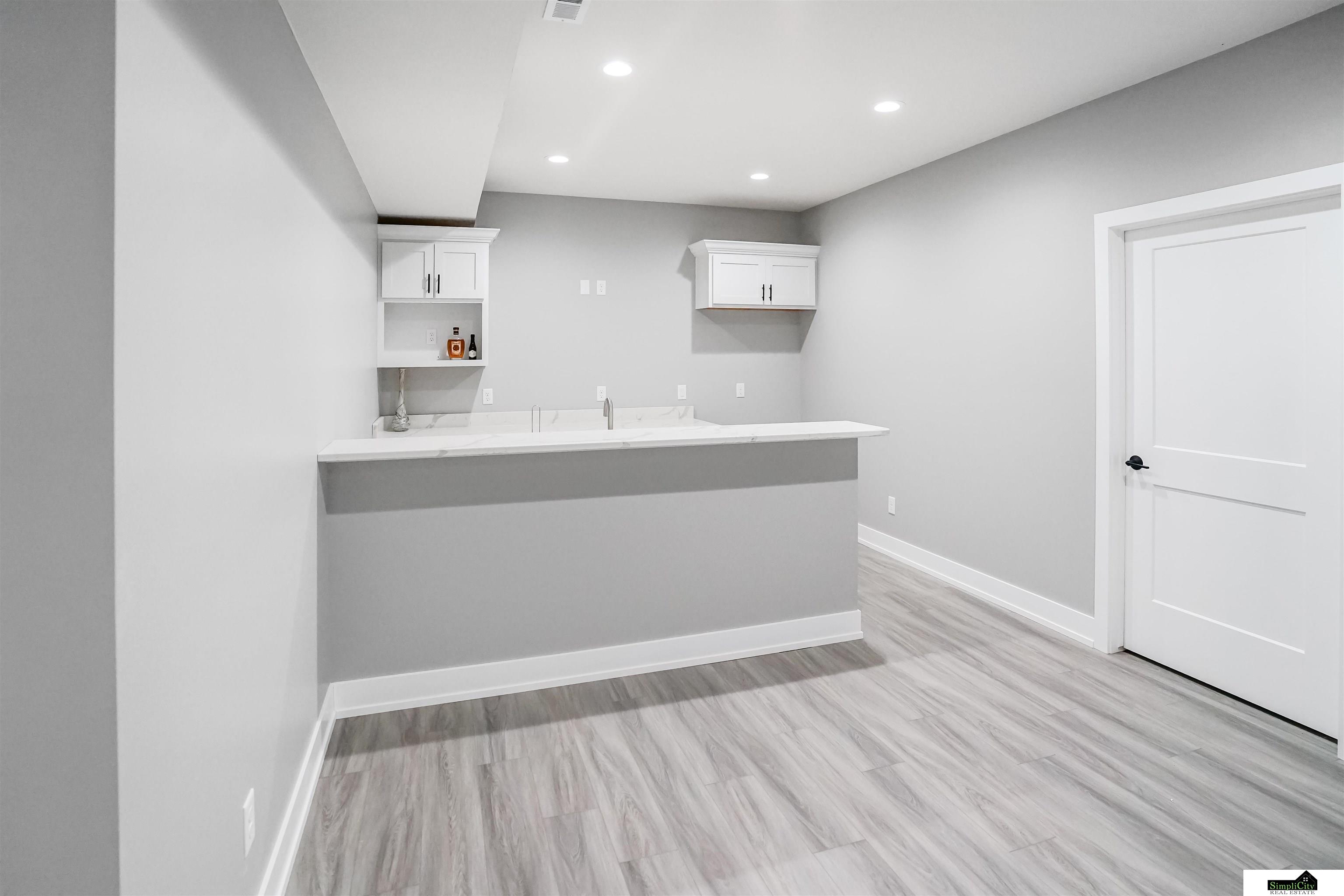 7717 Aero Drive, Lincoln, Nebraska image 32