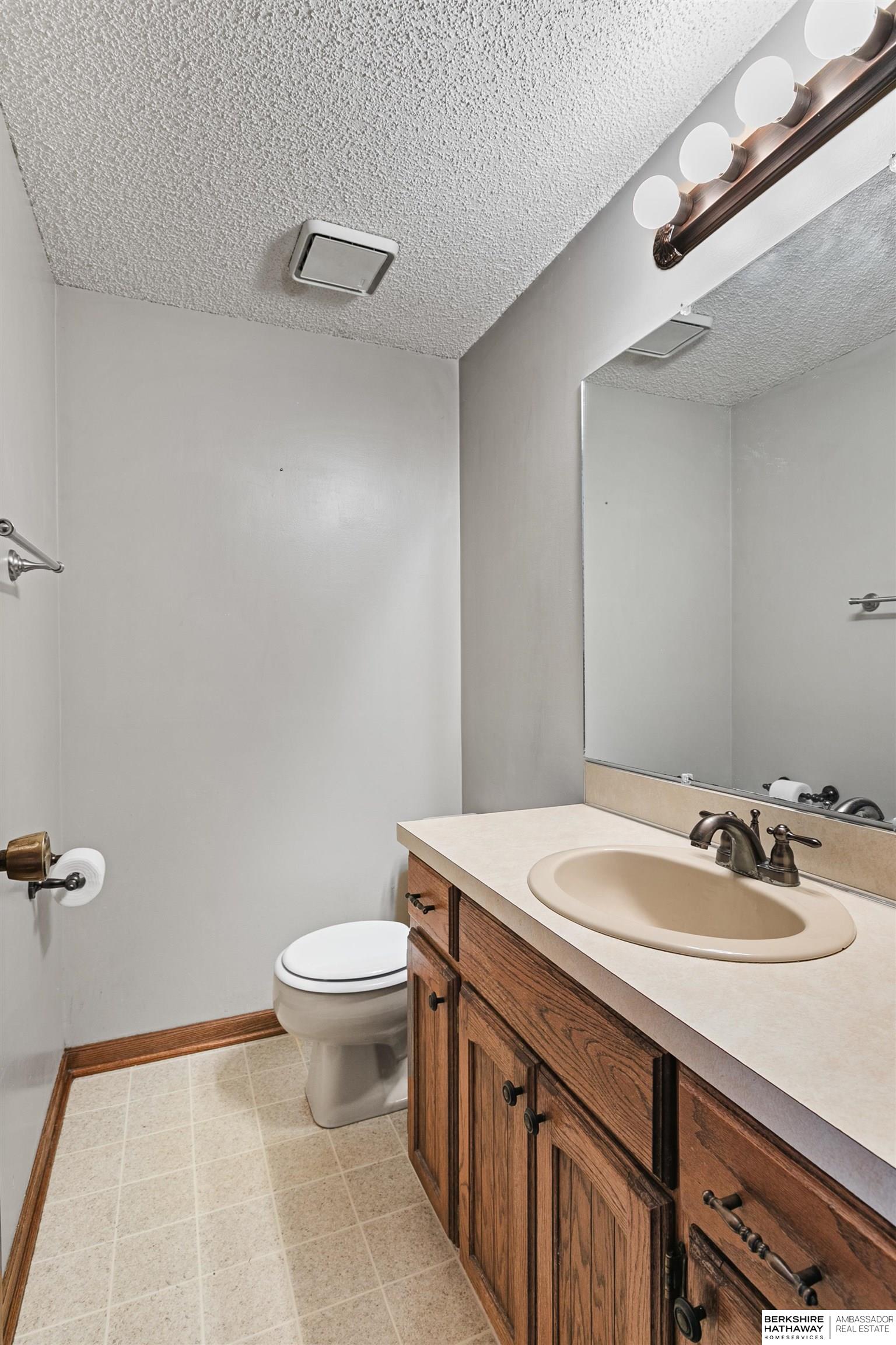 2831 Dorothy Drive, Lincoln, Nebraska image 14