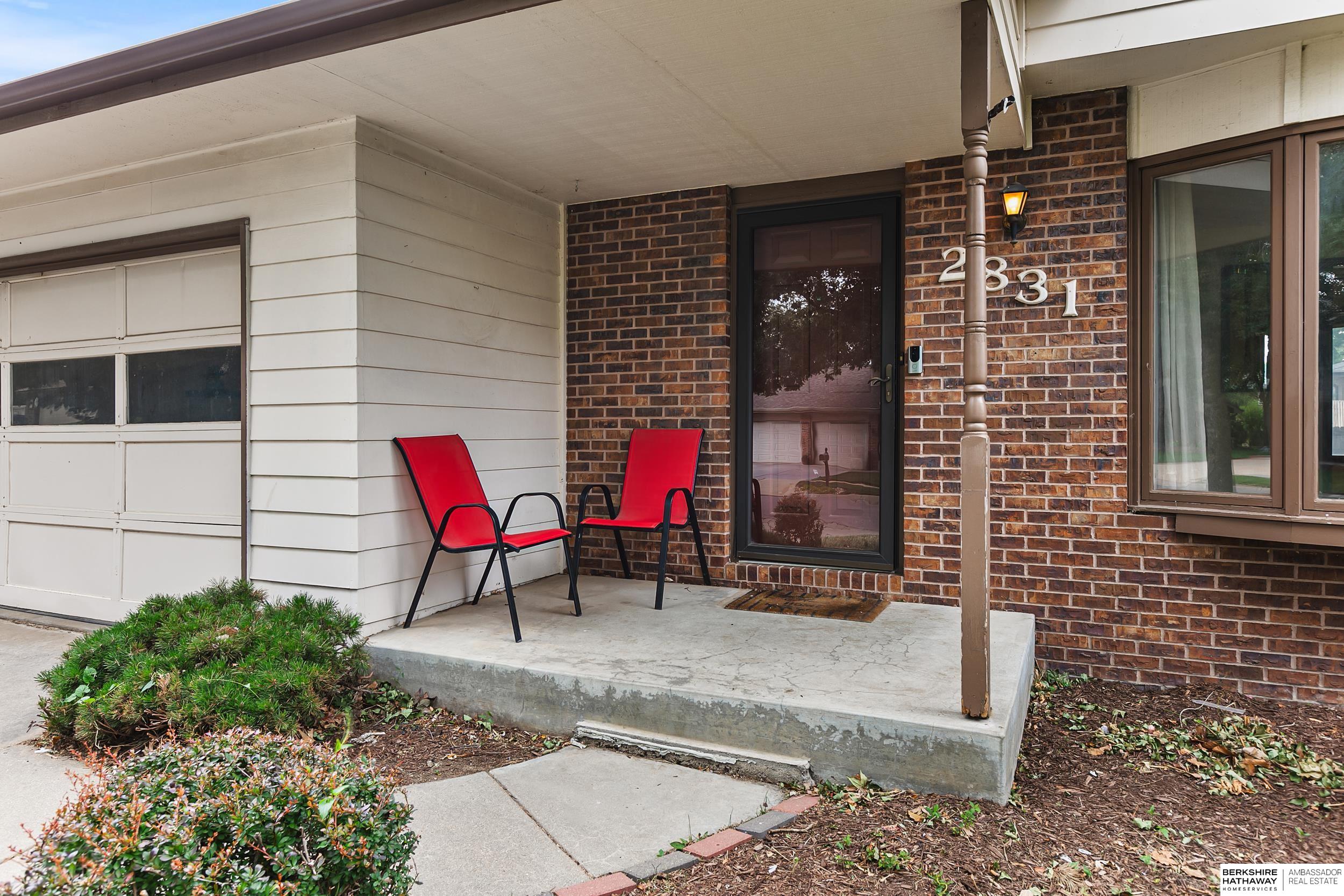 2831 Dorothy Drive, Lincoln, Nebraska image 4