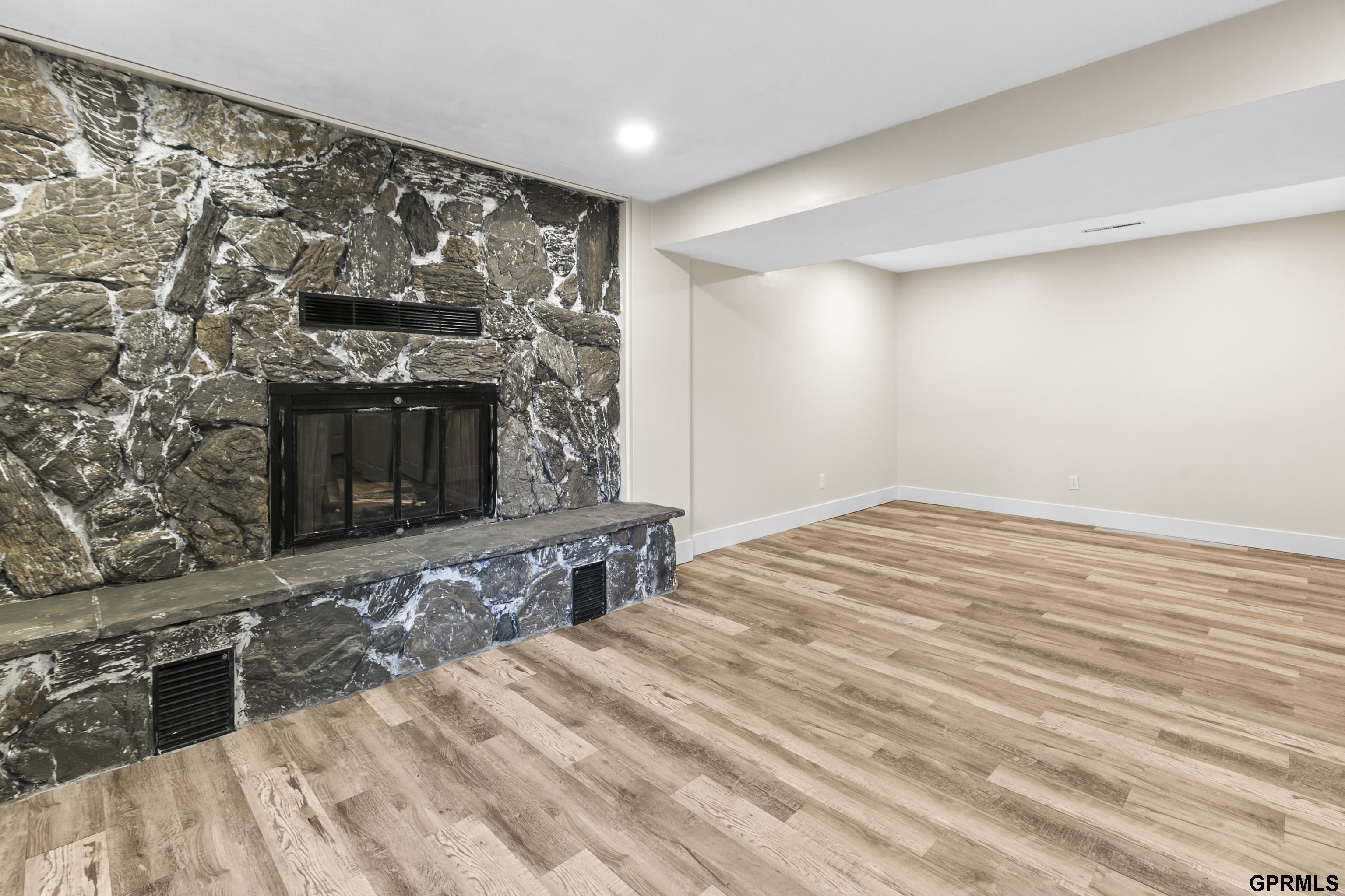 804 Galway Circle, Papillion, Nebraska image 25