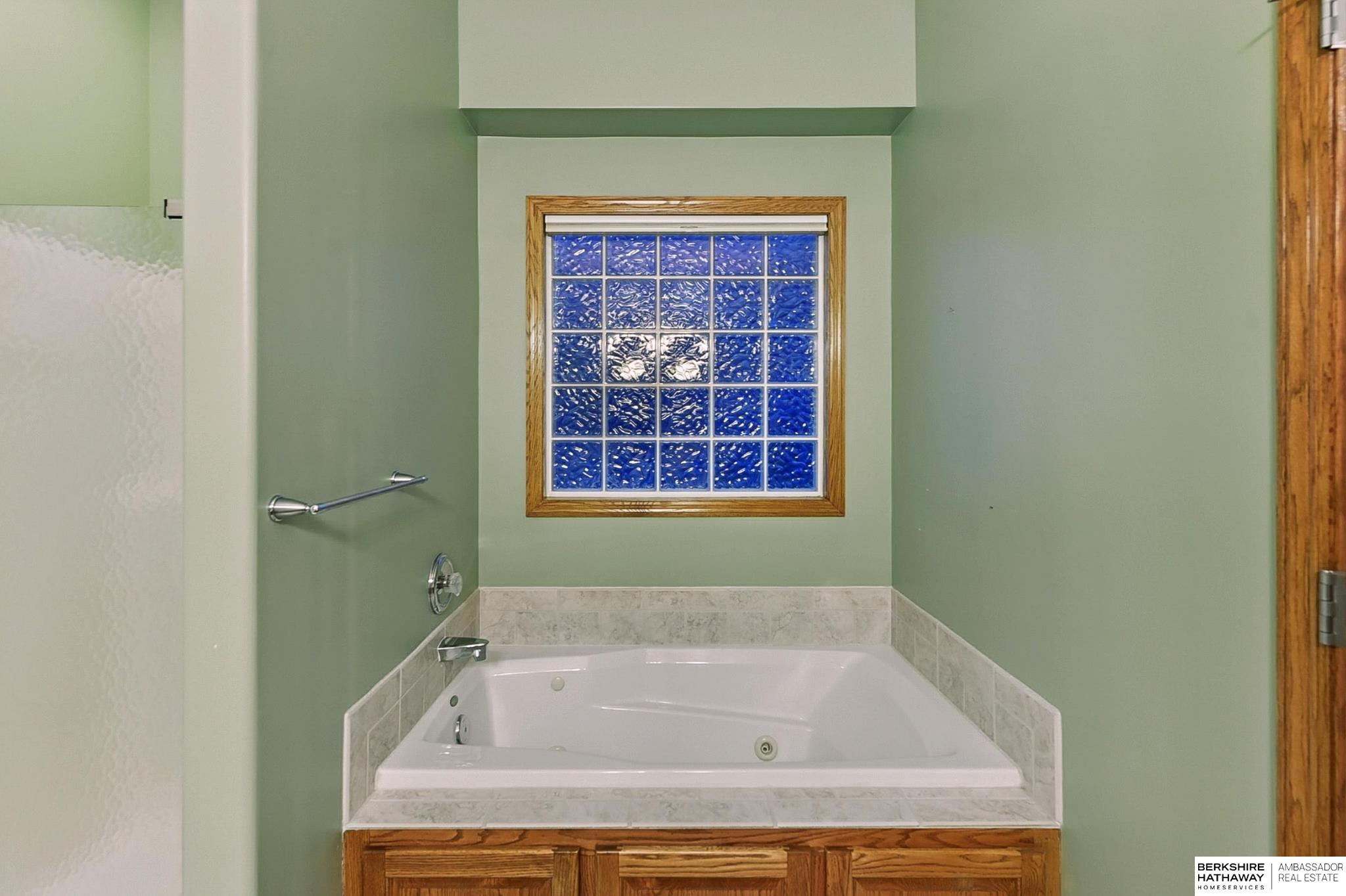 21317 Hampton Drive, Gretna, Nebraska image 24