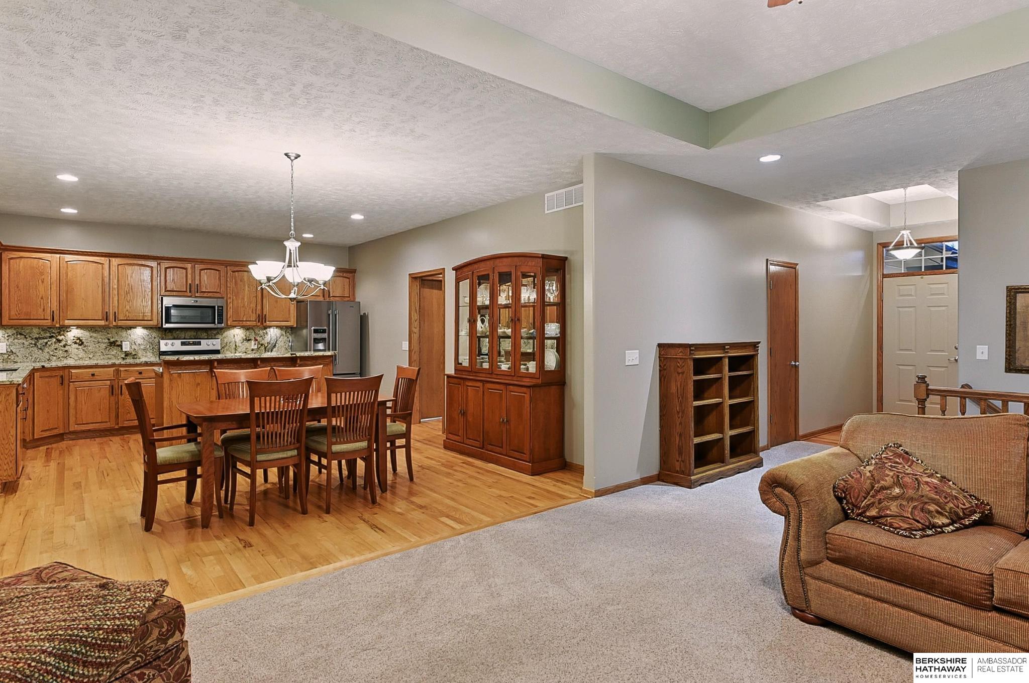 21317 Hampton Drive, Gretna, Nebraska image 9