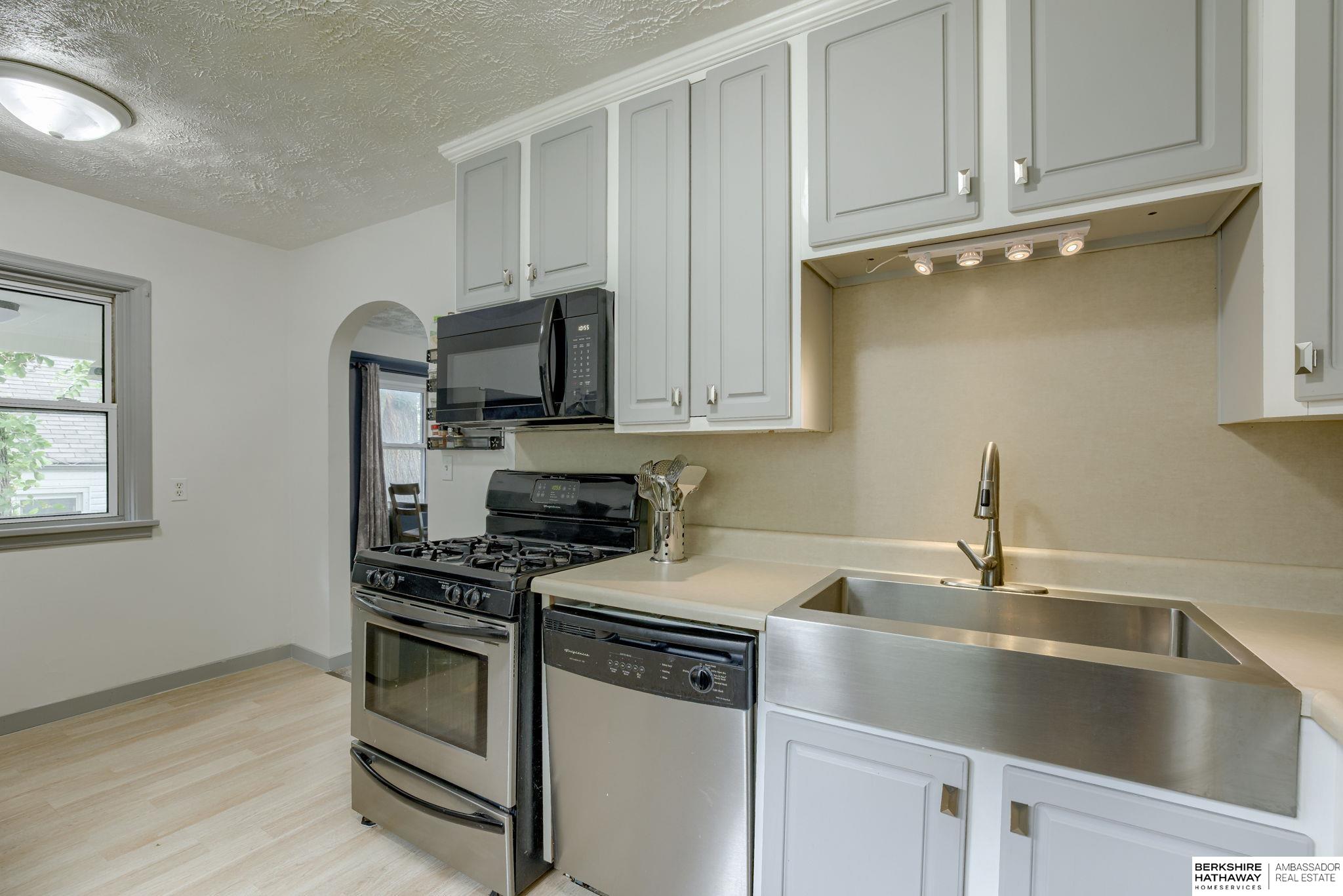 305 W 19th Avenue, Bellevue, Nebraska image 7