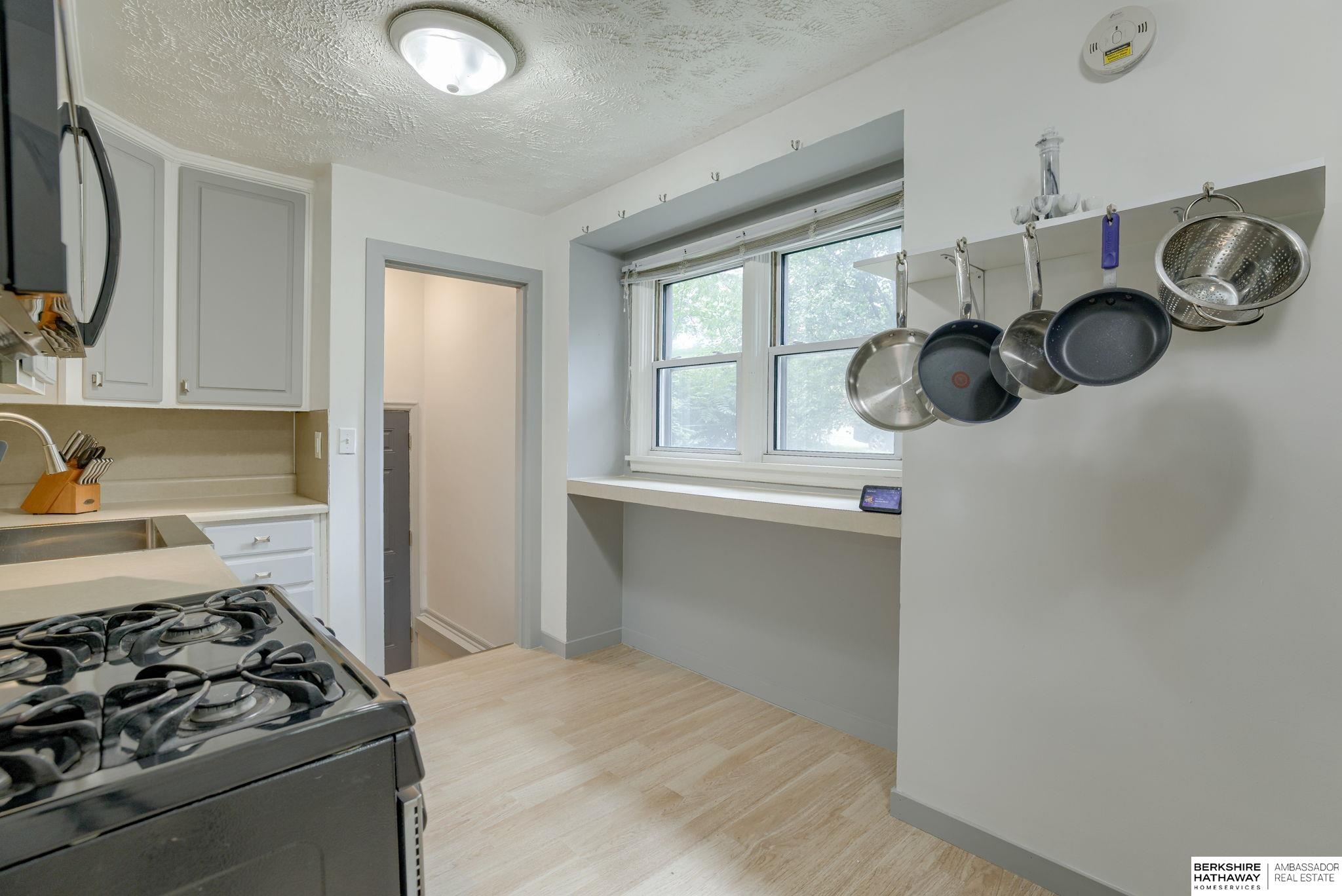 305 W 19th Avenue, Bellevue, Nebraska image 9