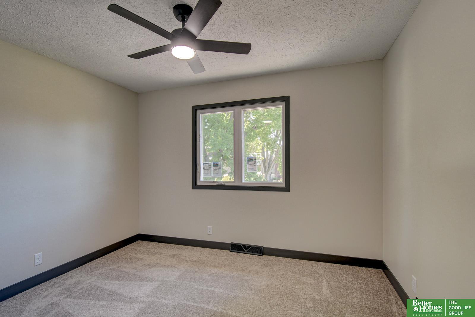 11680 Meredith Avenue, Omaha, Nebraska image 23