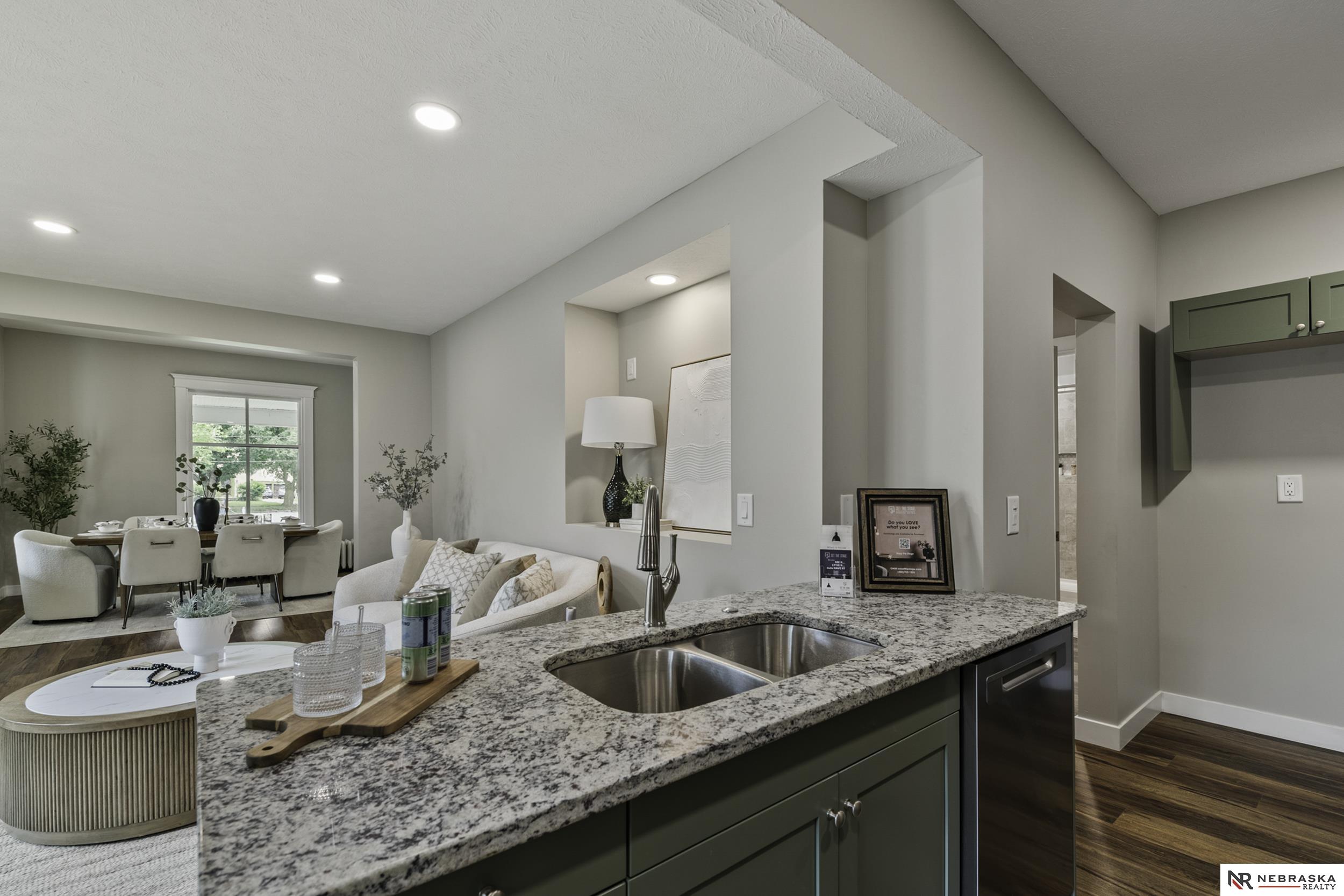 5805 Florence Boulevard, Omaha, Nebraska image 22