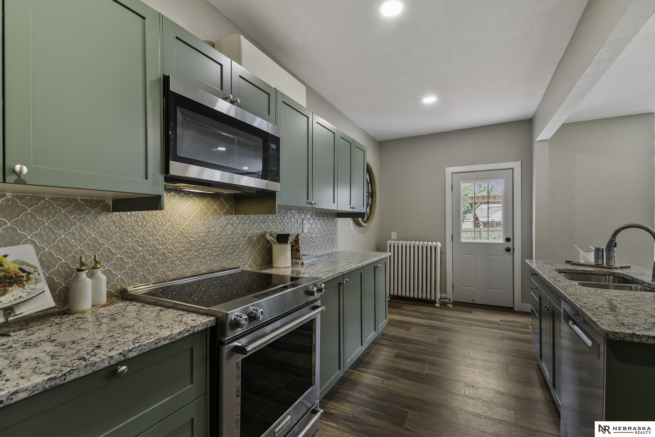 5805 Florence Boulevard, Omaha, Nebraska image 24