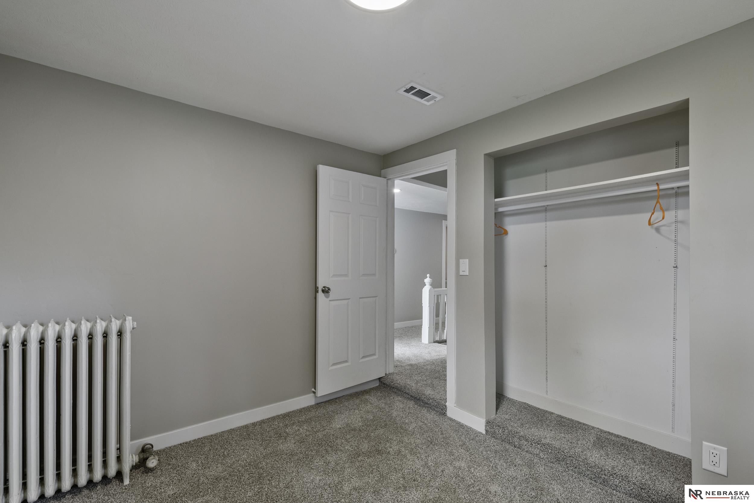 5805 Florence Boulevard, Omaha, Nebraska image 37