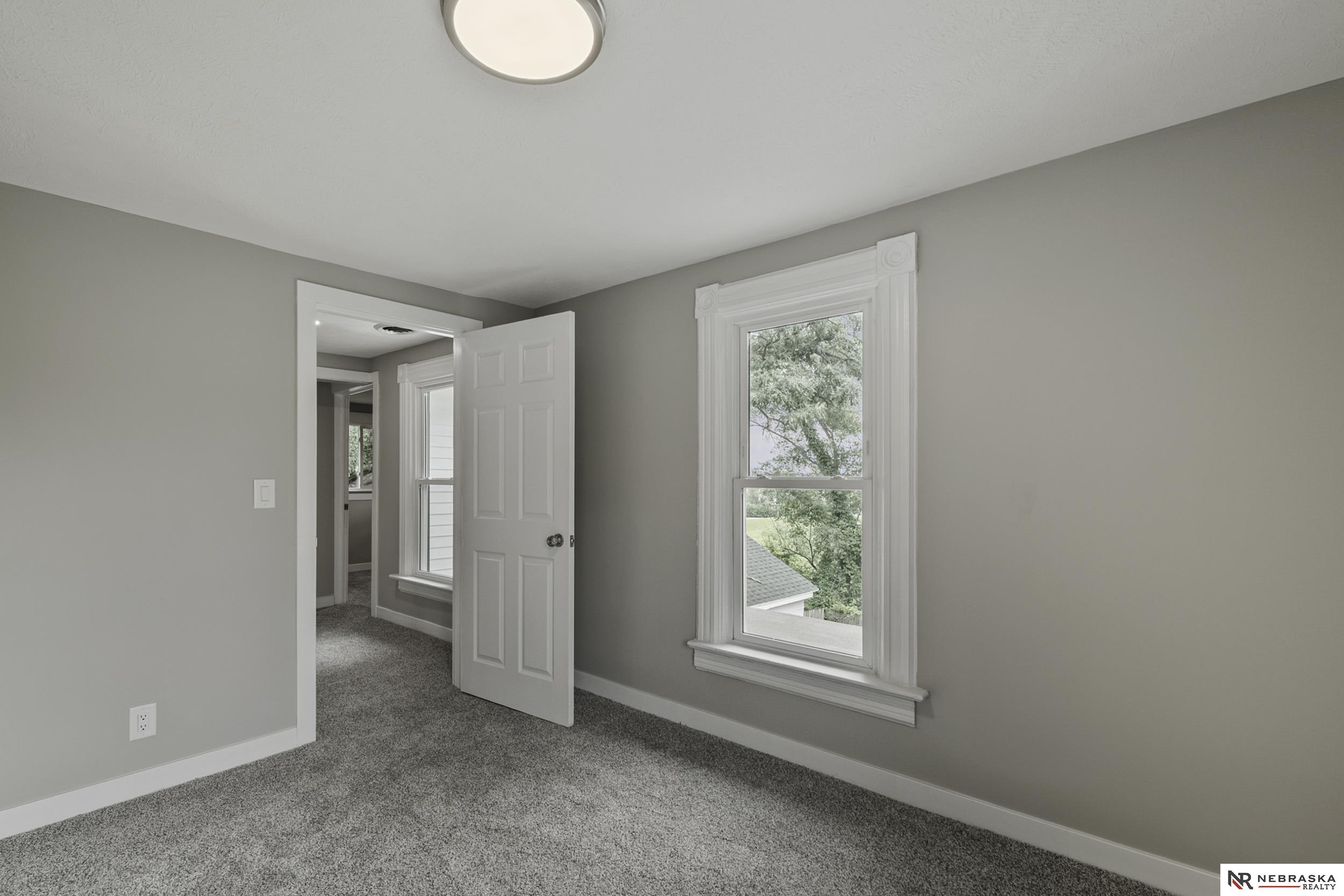 5805 Florence Boulevard, Omaha, Nebraska image 39