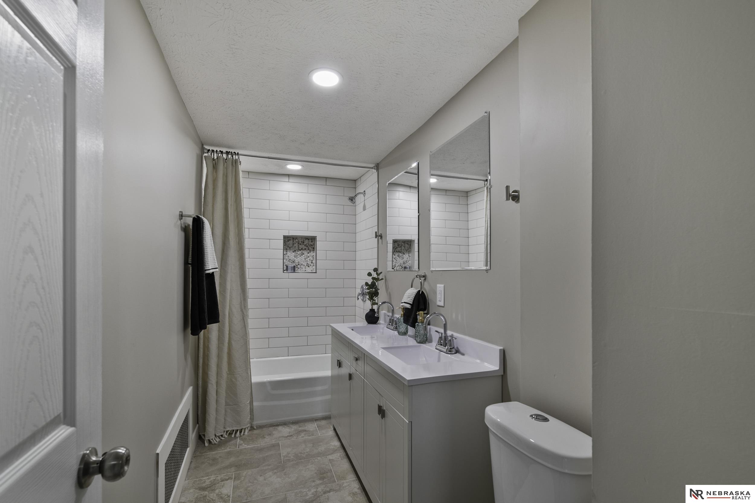 5805 Florence Boulevard, Omaha, Nebraska image 45