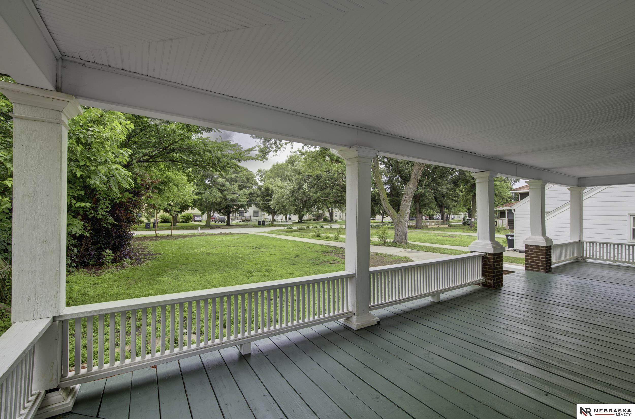 5805 Florence Boulevard, Omaha, Nebraska image 6