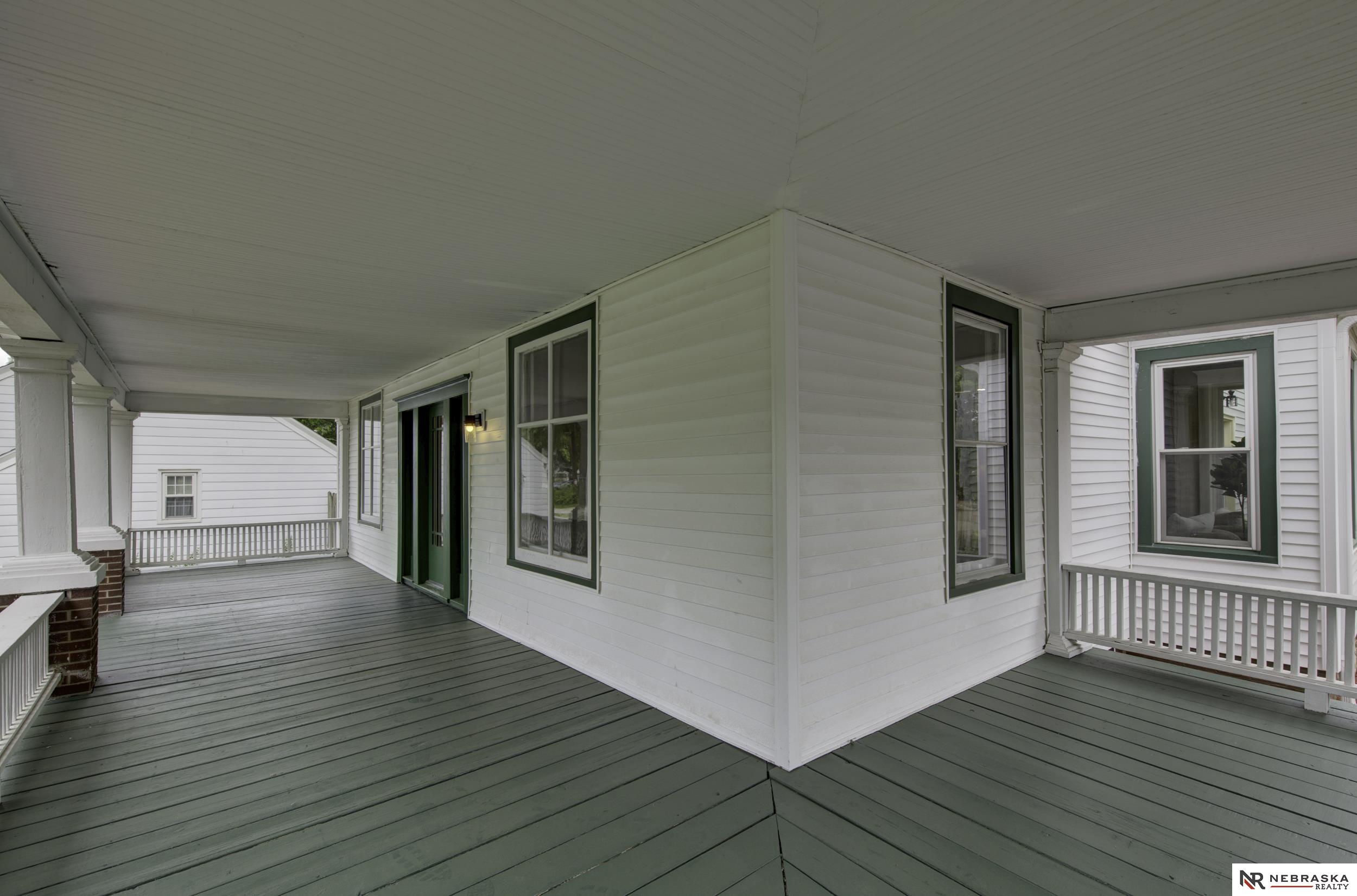 5805 Florence Boulevard, Omaha, Nebraska image 7