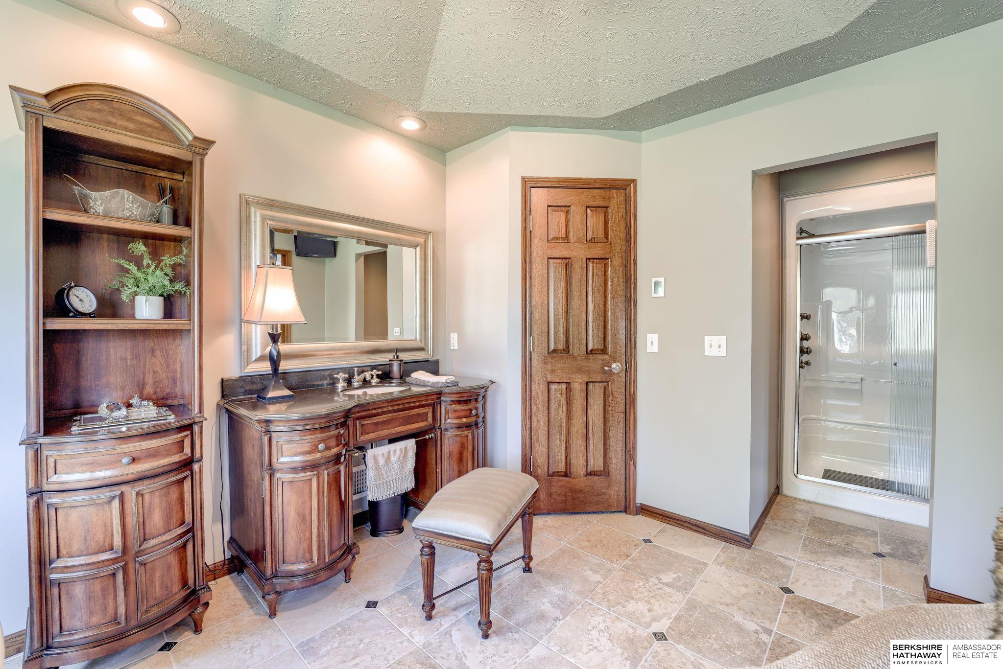 7095 Lakota Lane, Fort Calhoun, Nebraska image 30