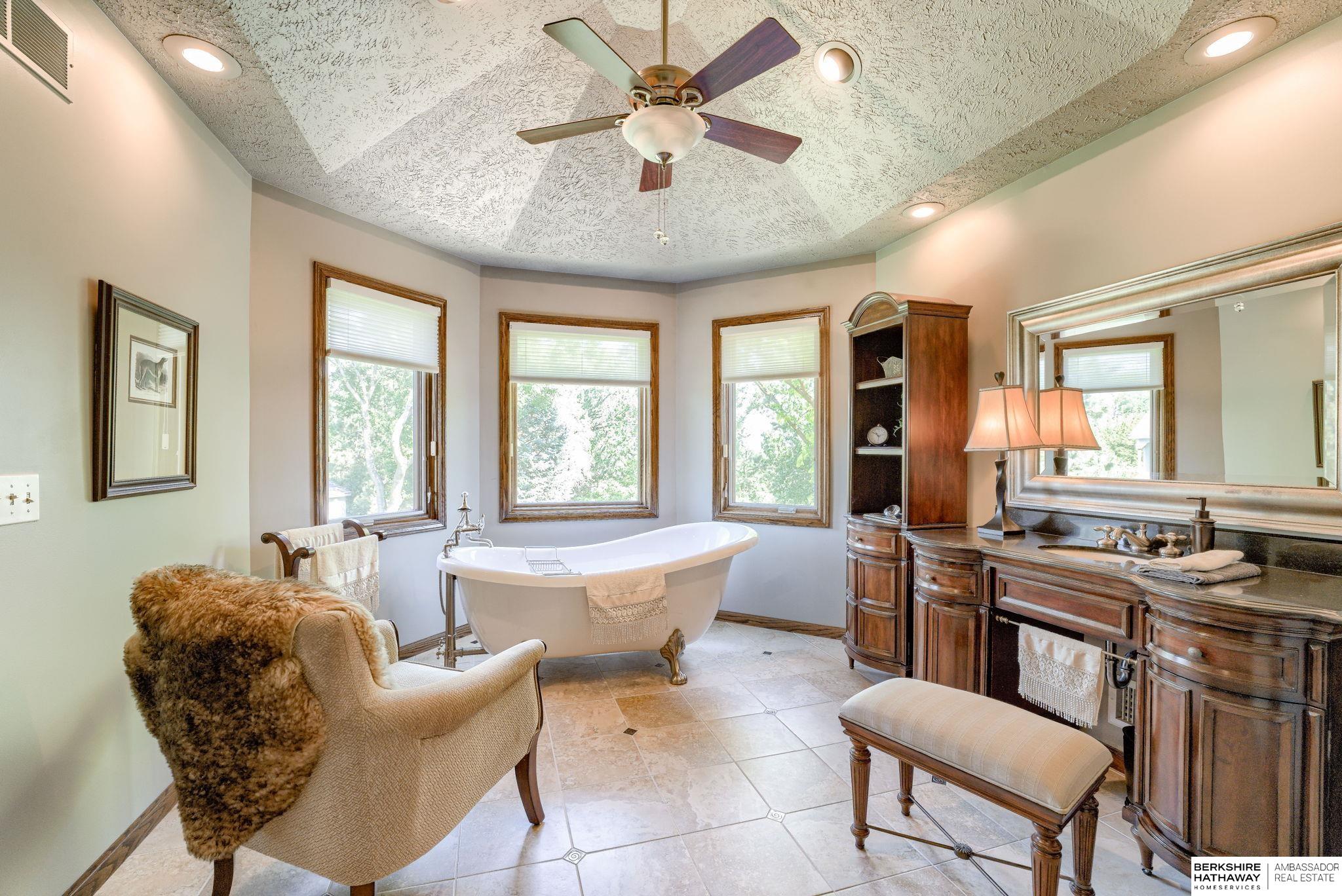 7095 Lakota Lane, Fort Calhoun, Nebraska image 33
