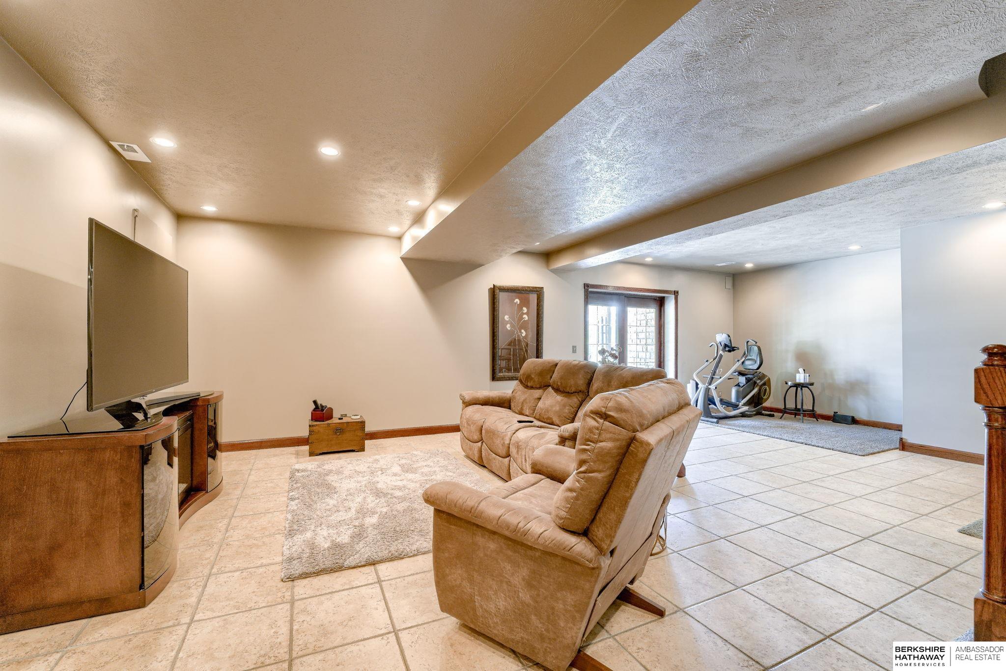 7095 Lakota Lane, Fort Calhoun, Nebraska image 43