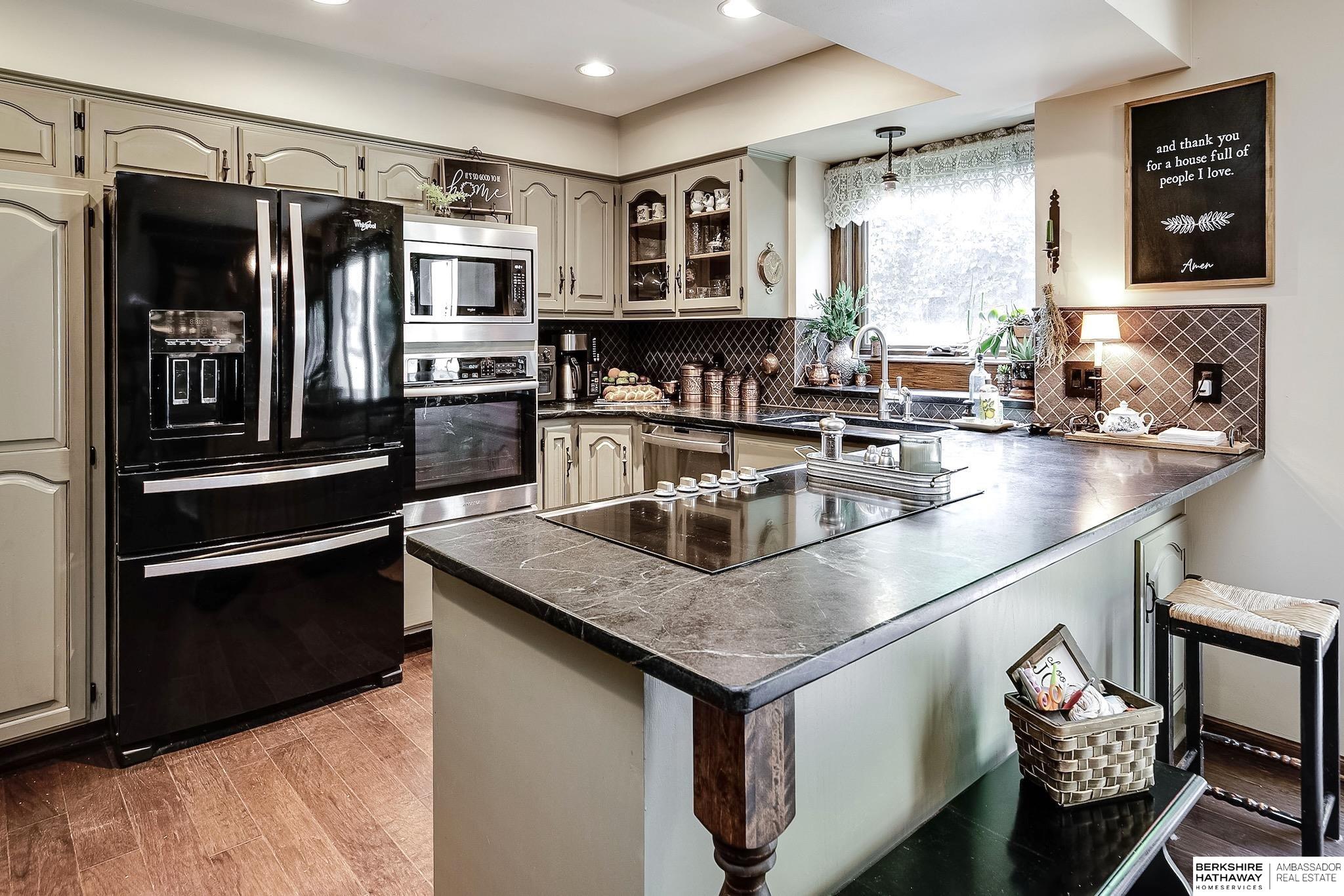 13619 Parker Circle, Omaha, Nebraska image 18