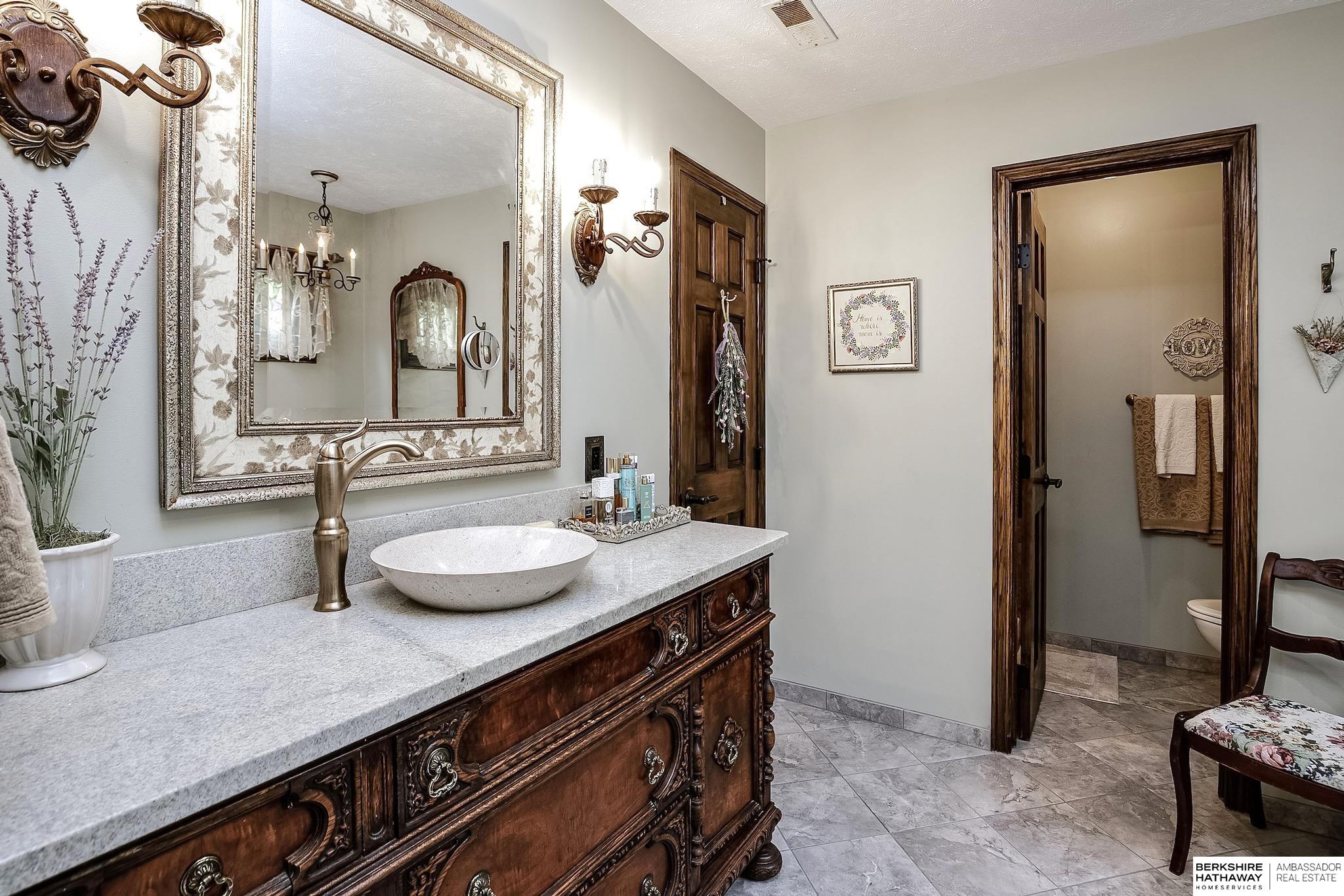 13619 Parker Circle, Omaha, Nebraska image 27