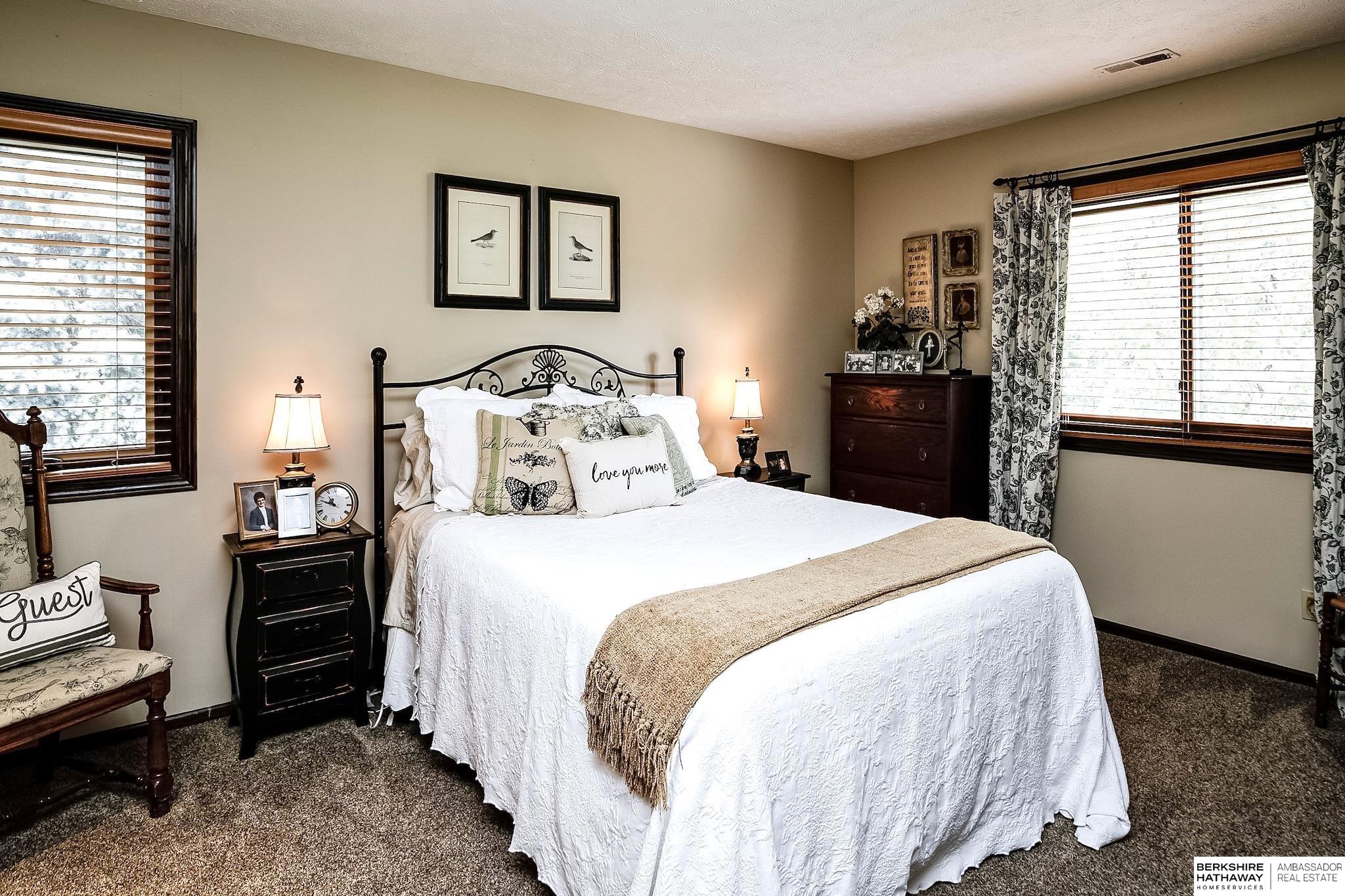 13619 Parker Circle, Omaha, Nebraska image 30
