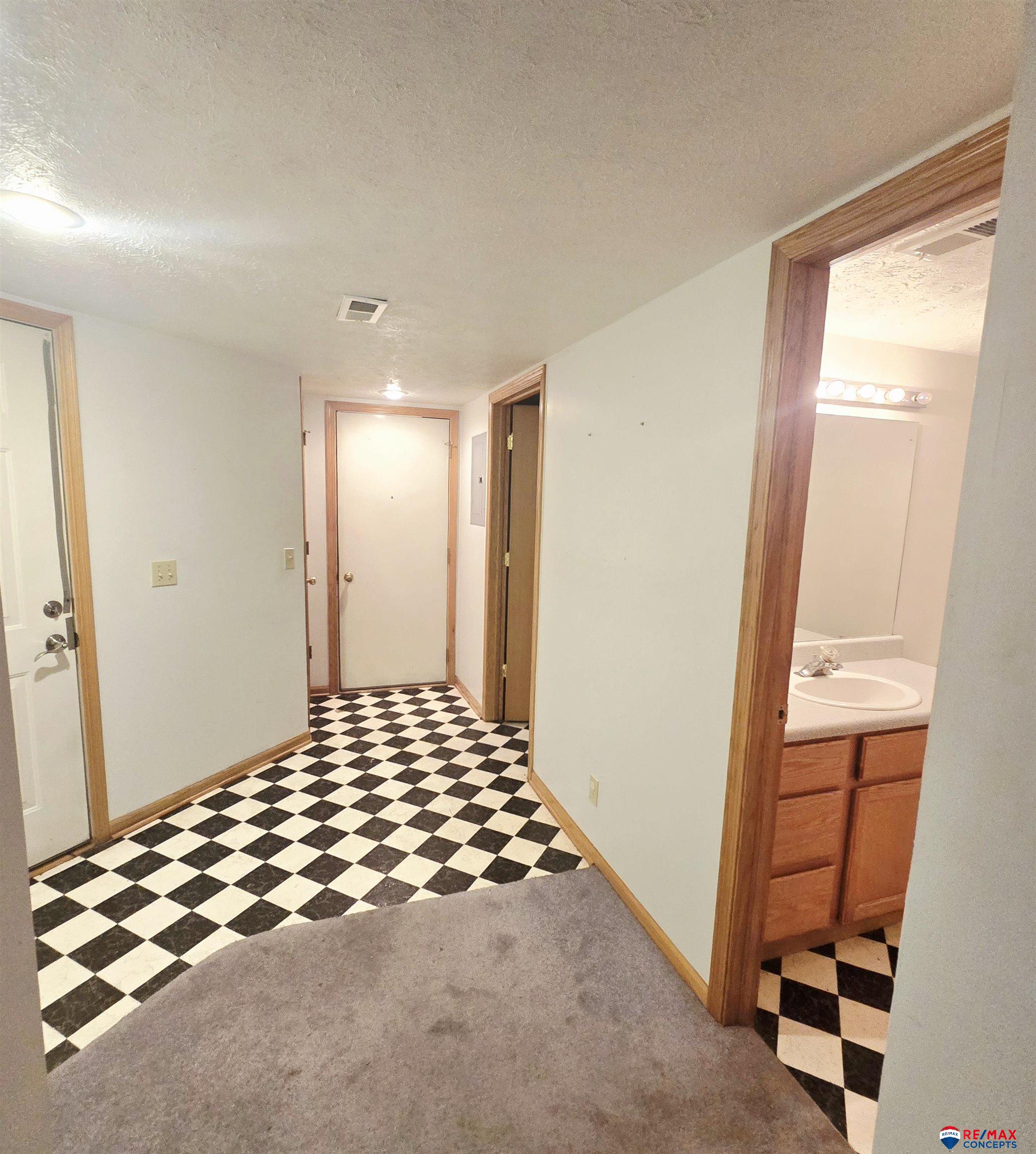 1761 Surfside Drive #20, Lincoln, Nebraska image 11