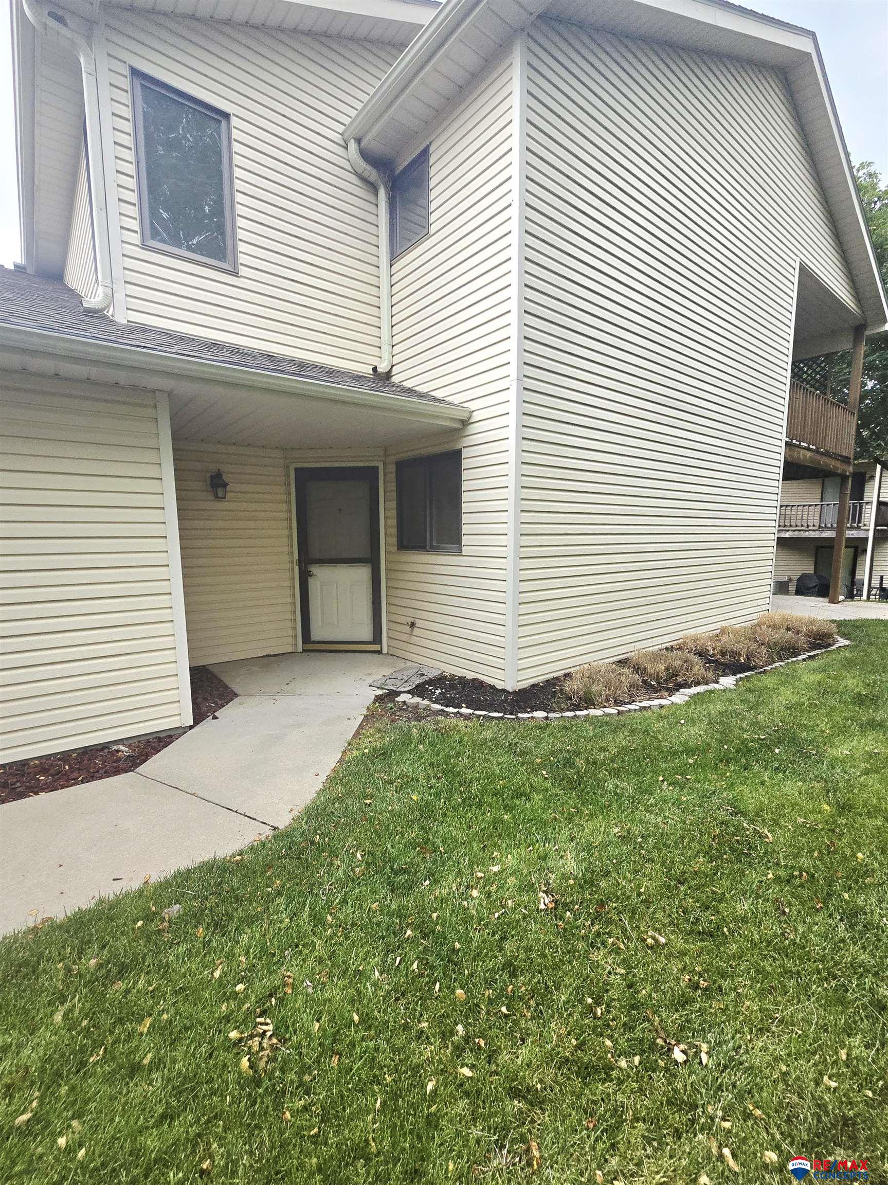 1761 Surfside Drive #20, Lincoln, Nebraska image 3