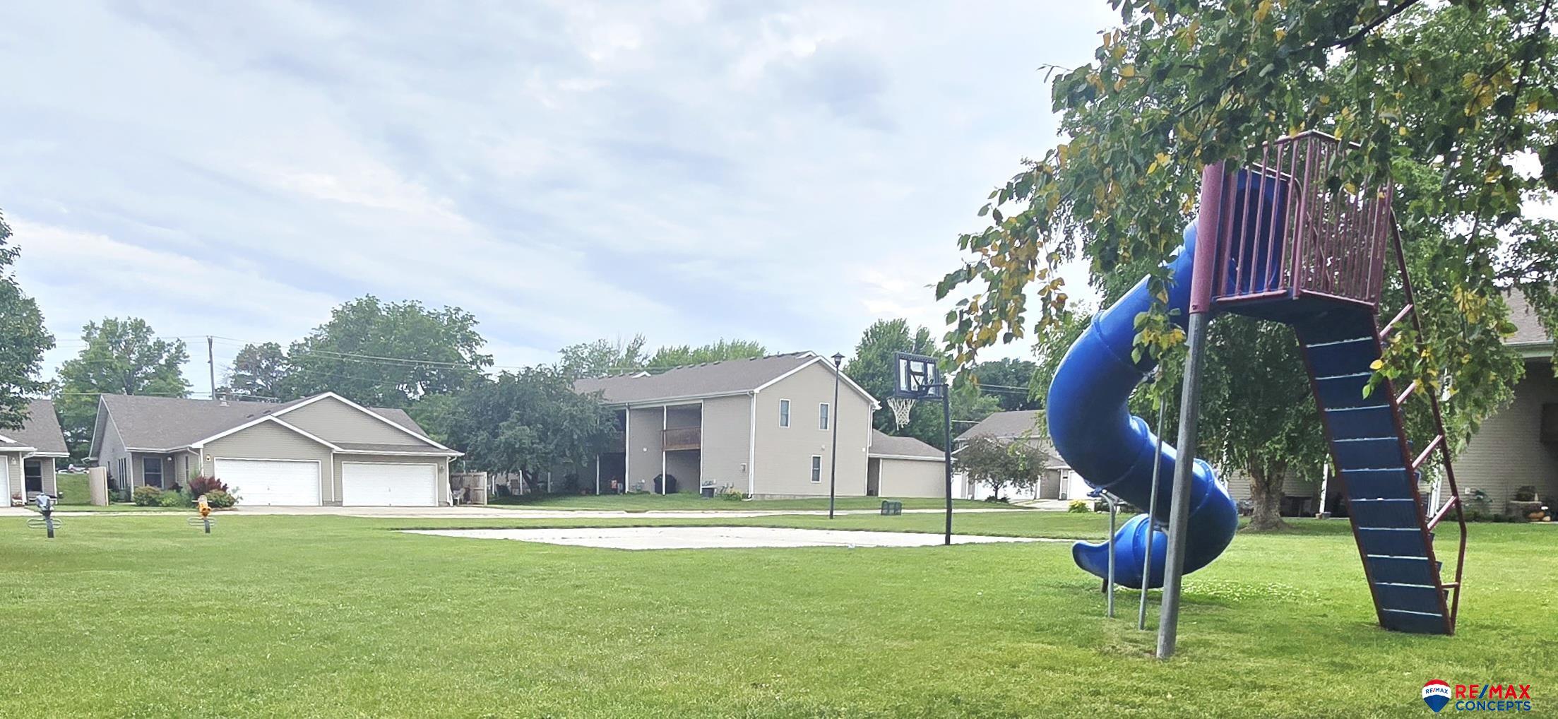 1761 Surfside Drive #20, Lincoln, Nebraska image 6