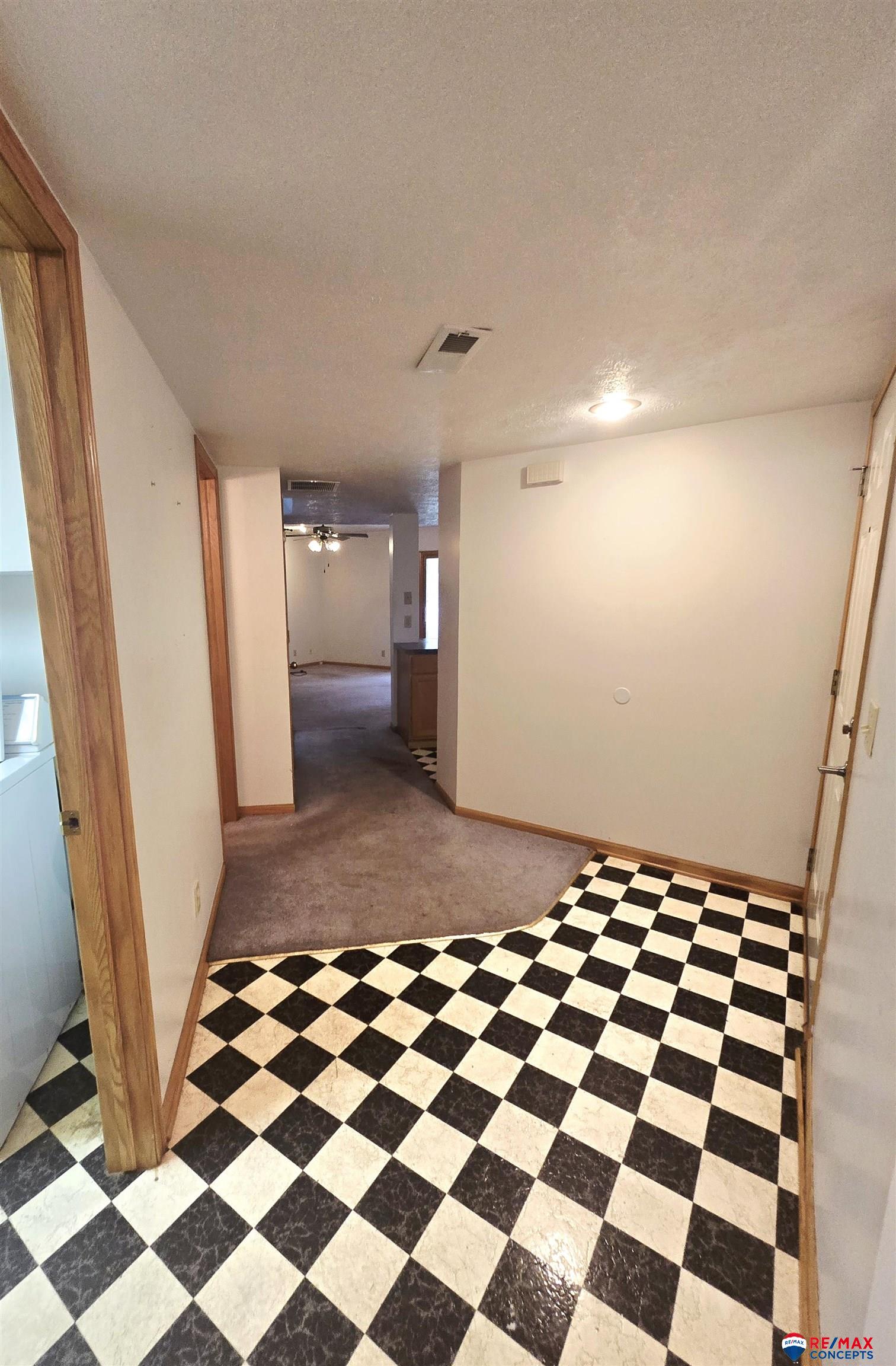 1761 Surfside Drive #20, Lincoln, Nebraska image 8