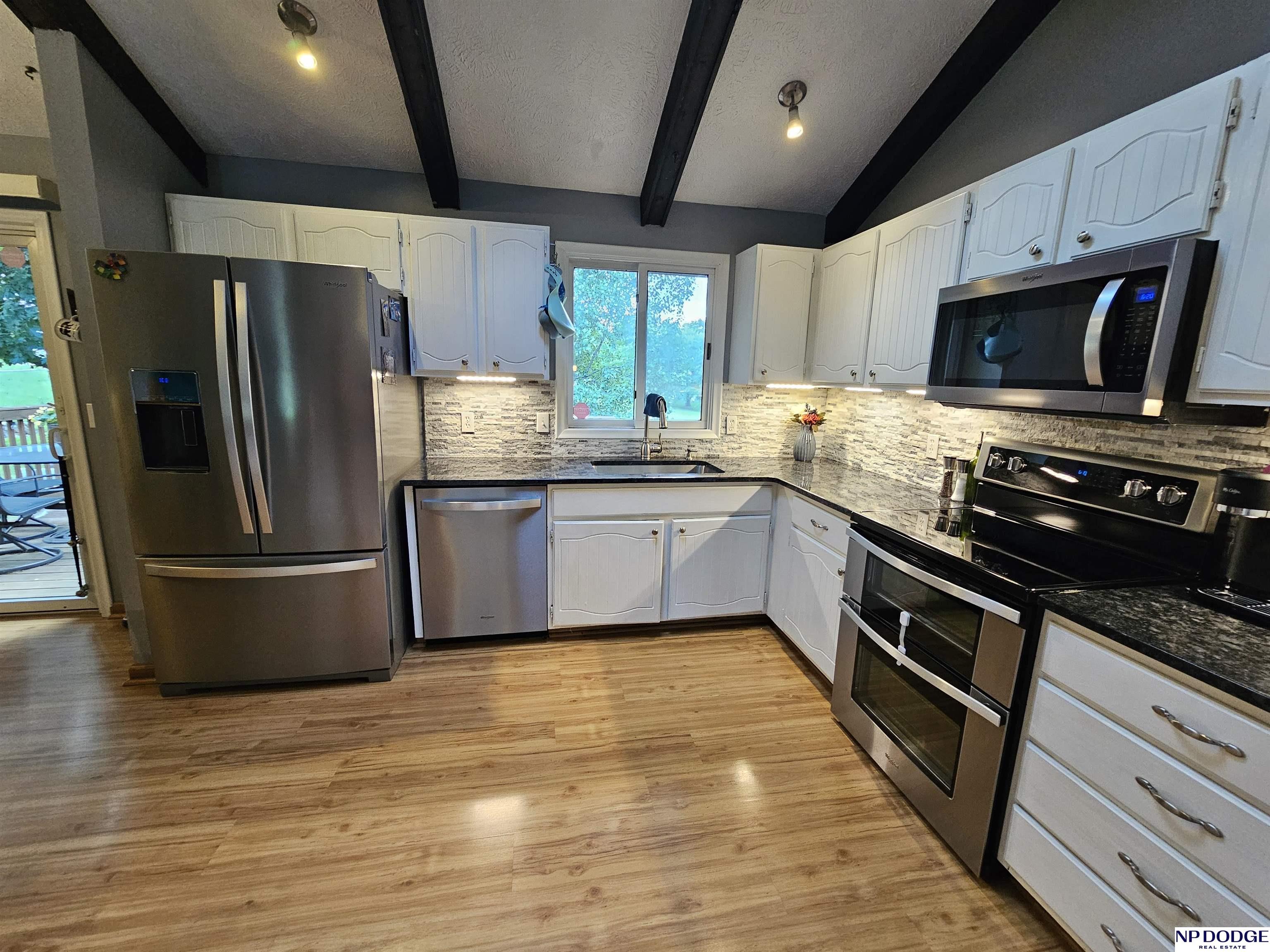 12724 Miami Circle, Omaha, Nebraska image 2