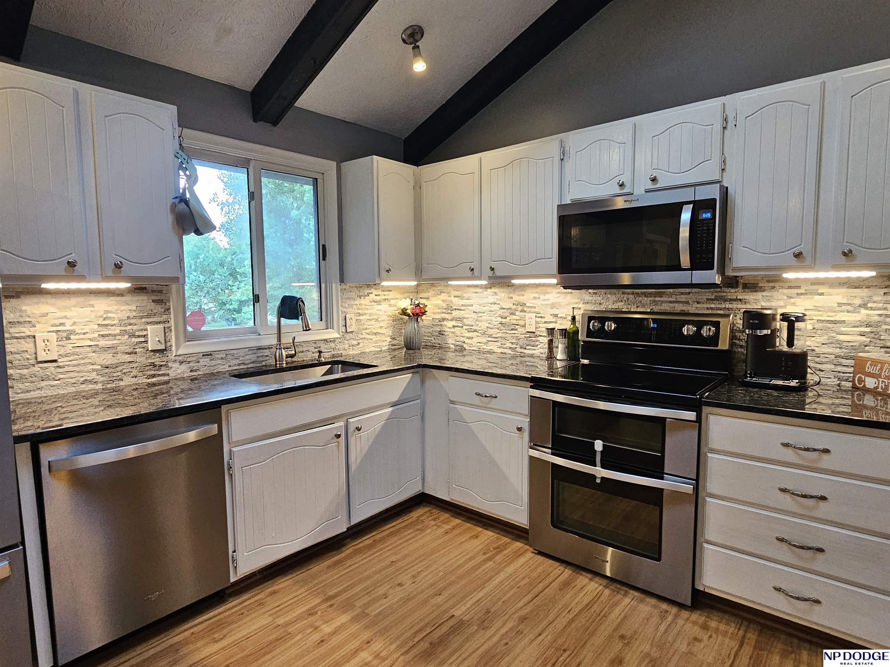 12724 Miami Circle, Omaha, Nebraska image 3