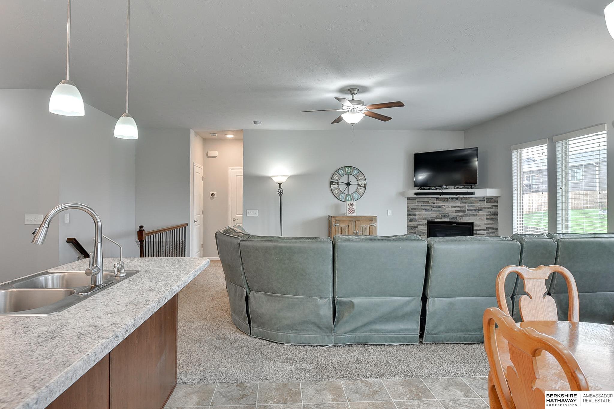14562 Potter Circle, Bennington, Nebraska image 12
