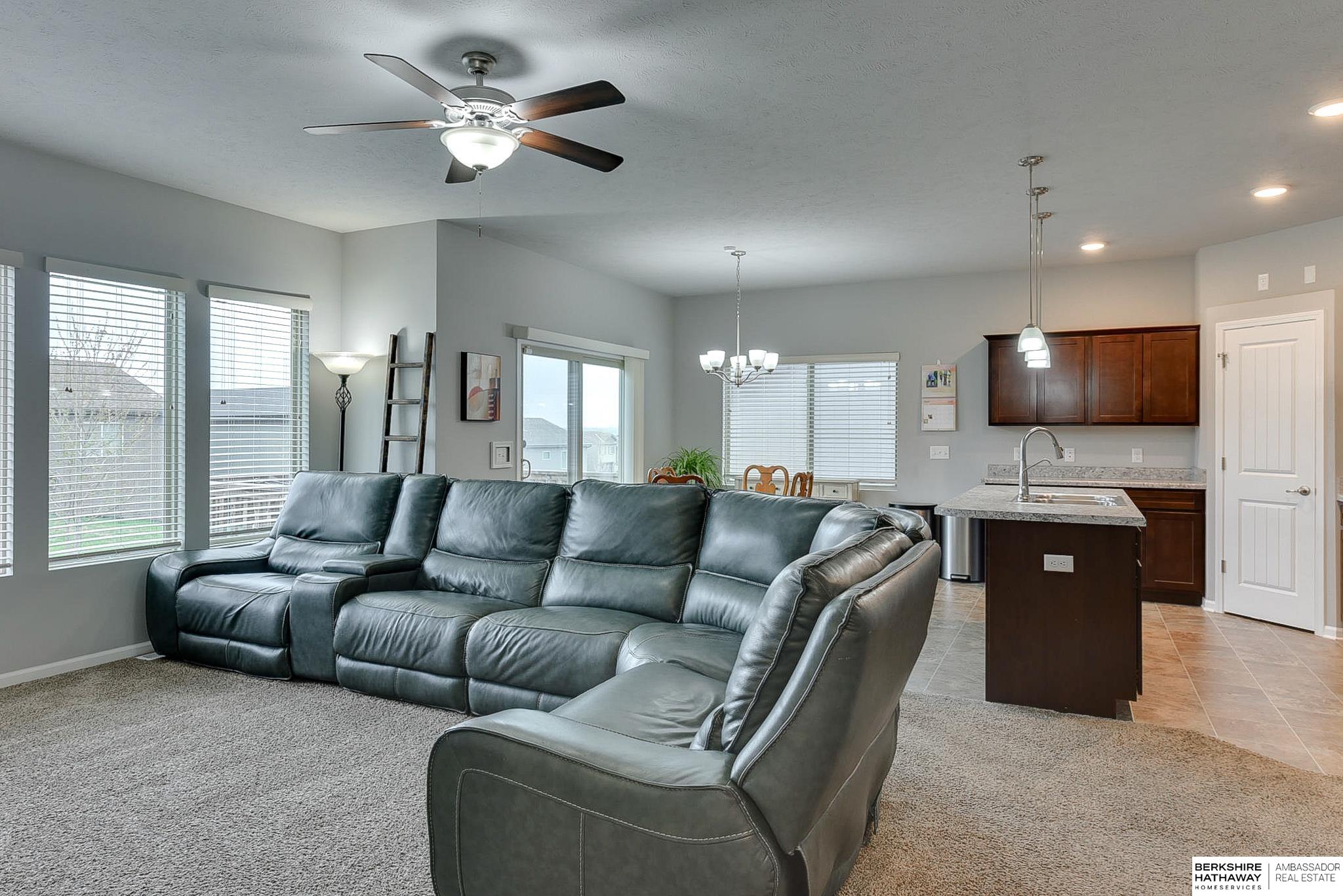 14562 Potter Circle, Bennington, Nebraska image 15