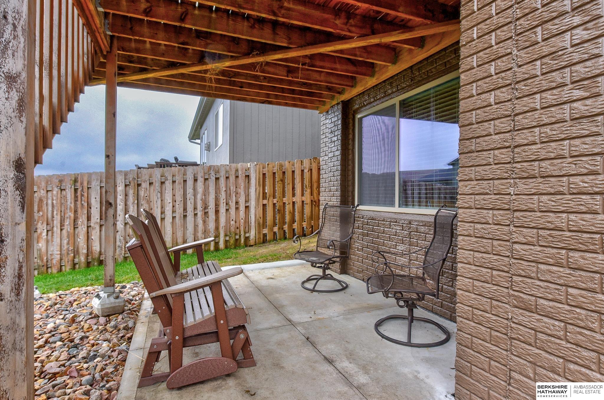 14562 Potter Circle, Bennington, Nebraska image 5